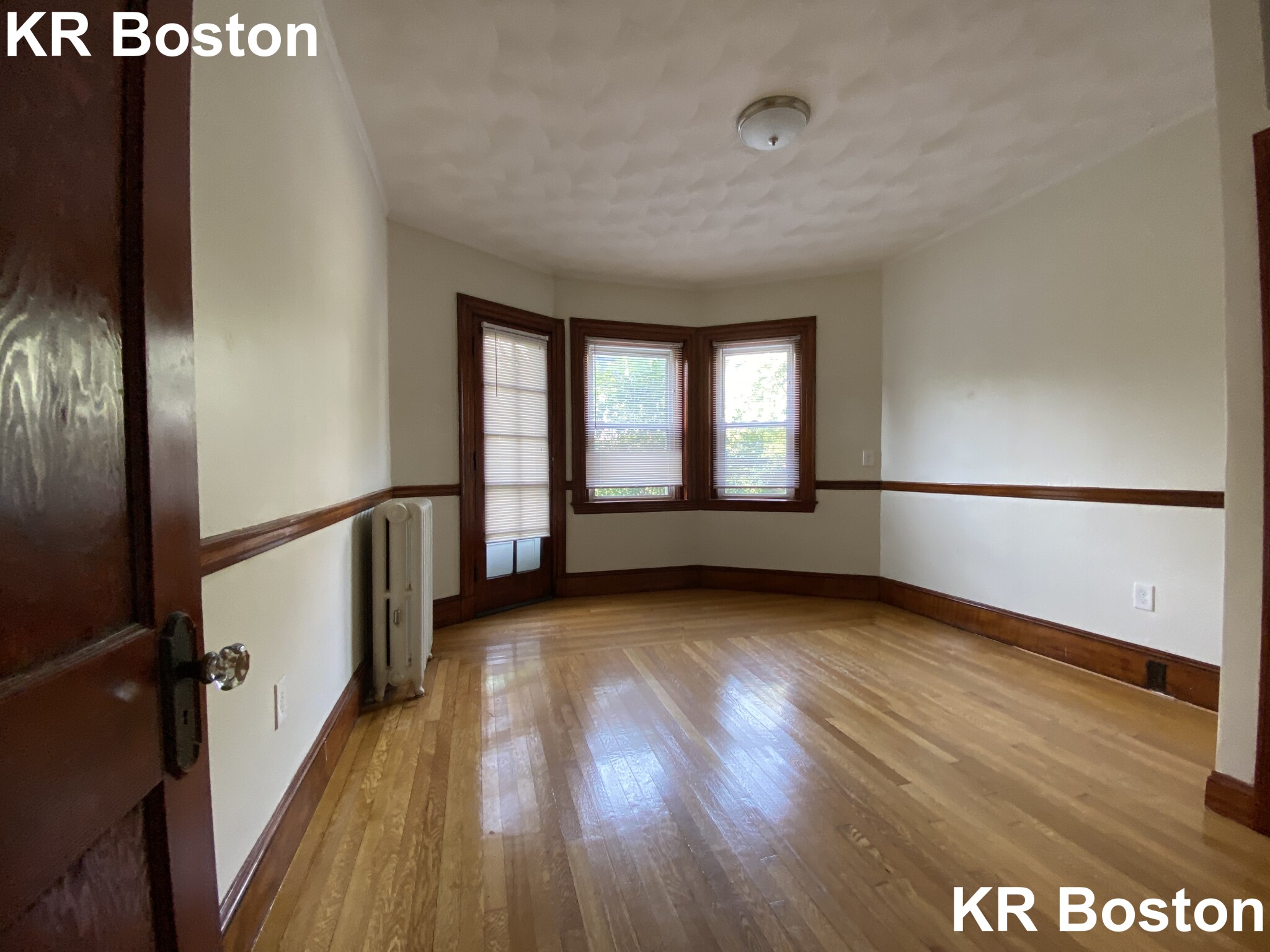 4 bed, 1 bath apartment for rent at 167 Summer Unit 2, Winter Hill — photo 5 of 14