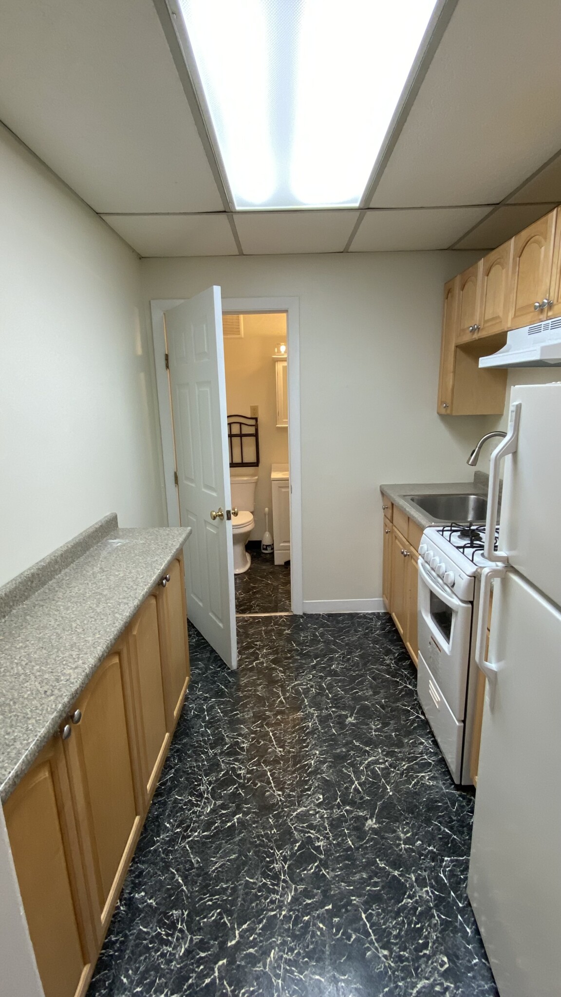 2 bed, 1 bath apartment for rent at 43 Bay State Rd Unit 3F, Fenway — photo 7 of 20