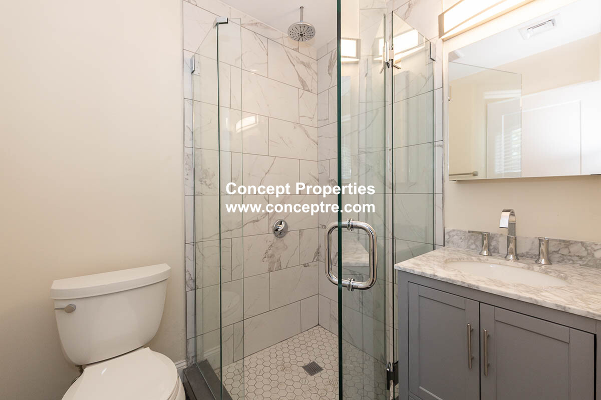 4 bed, 4+ bath apartment for rent at 39 Harvard St Unit 2, Charlestown — photo 5 of 20