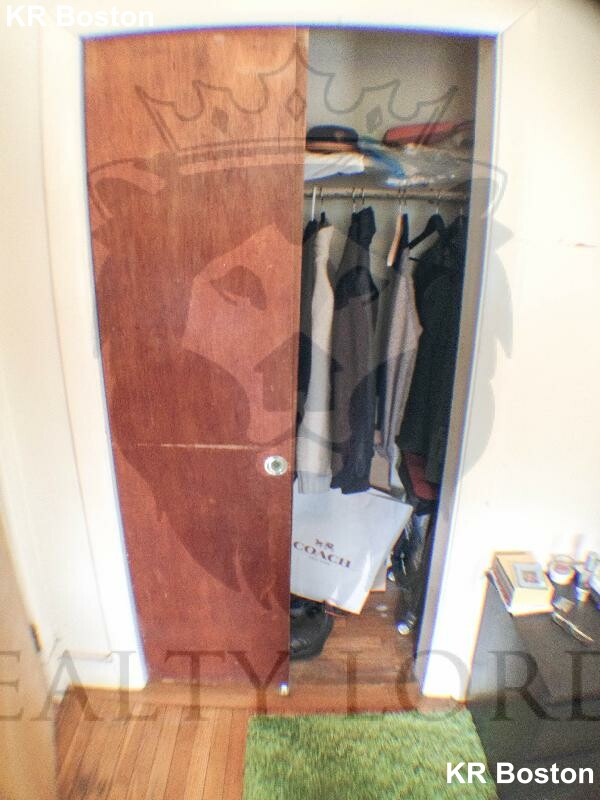 1 bed, 1 bath apartment for rent at 122 Warren St Unit 34, Brighton — photo 3 of 5