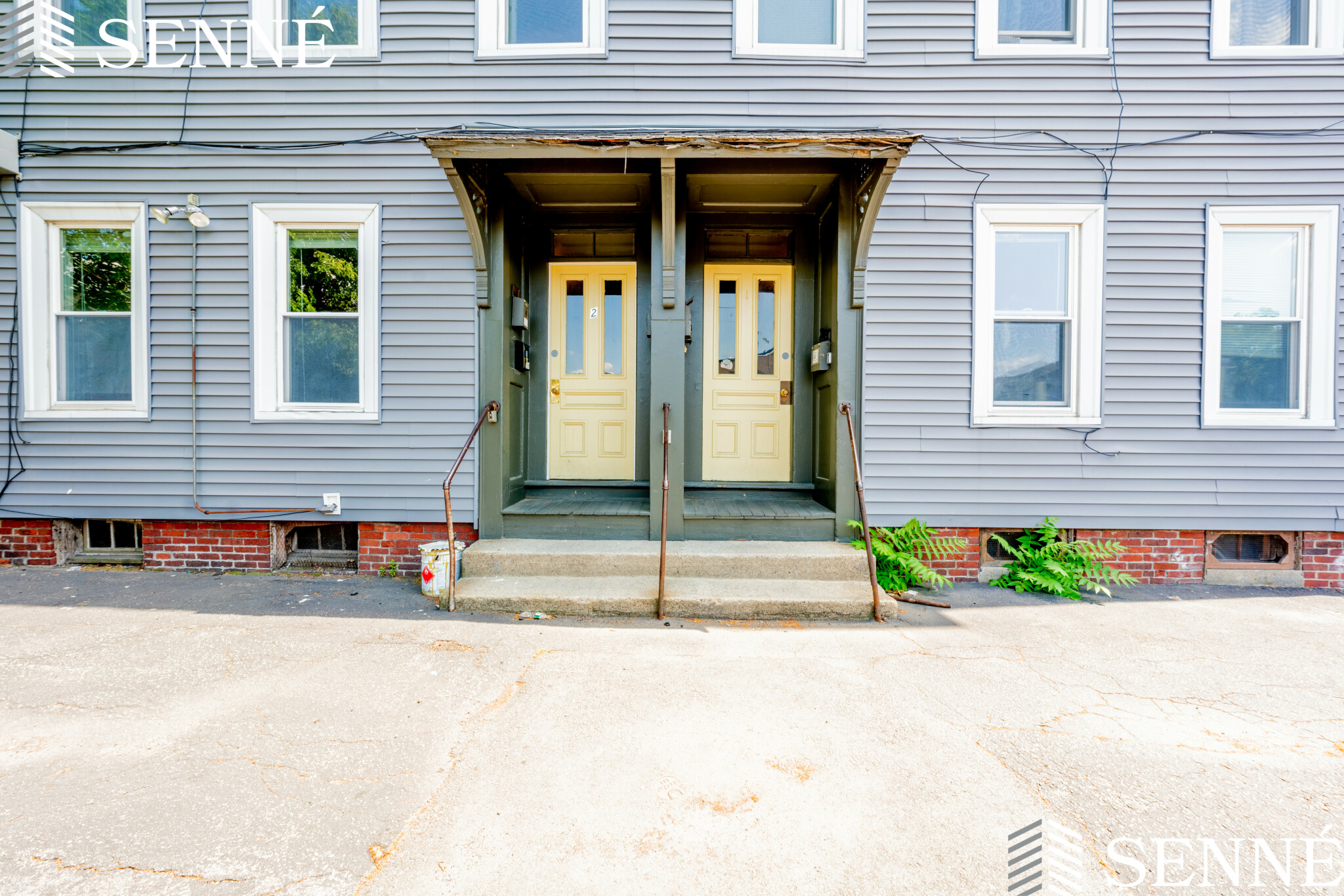 2 Hampshire Ct, Inman Square