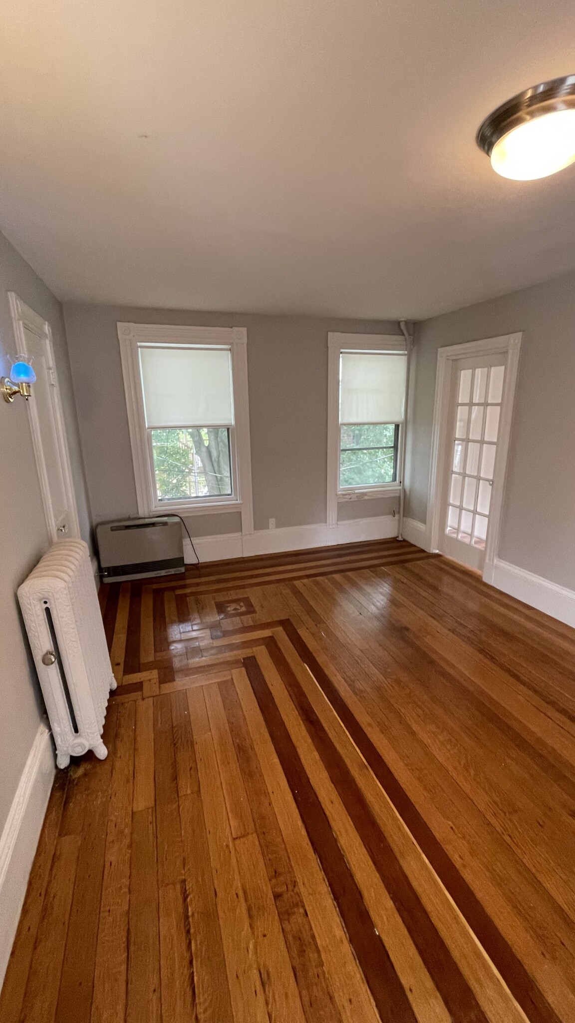 1.5 bed, 1 bath apartment for rent at 196 Fairmount Ave Unit 6, Hyde Park — photo 9 of 16