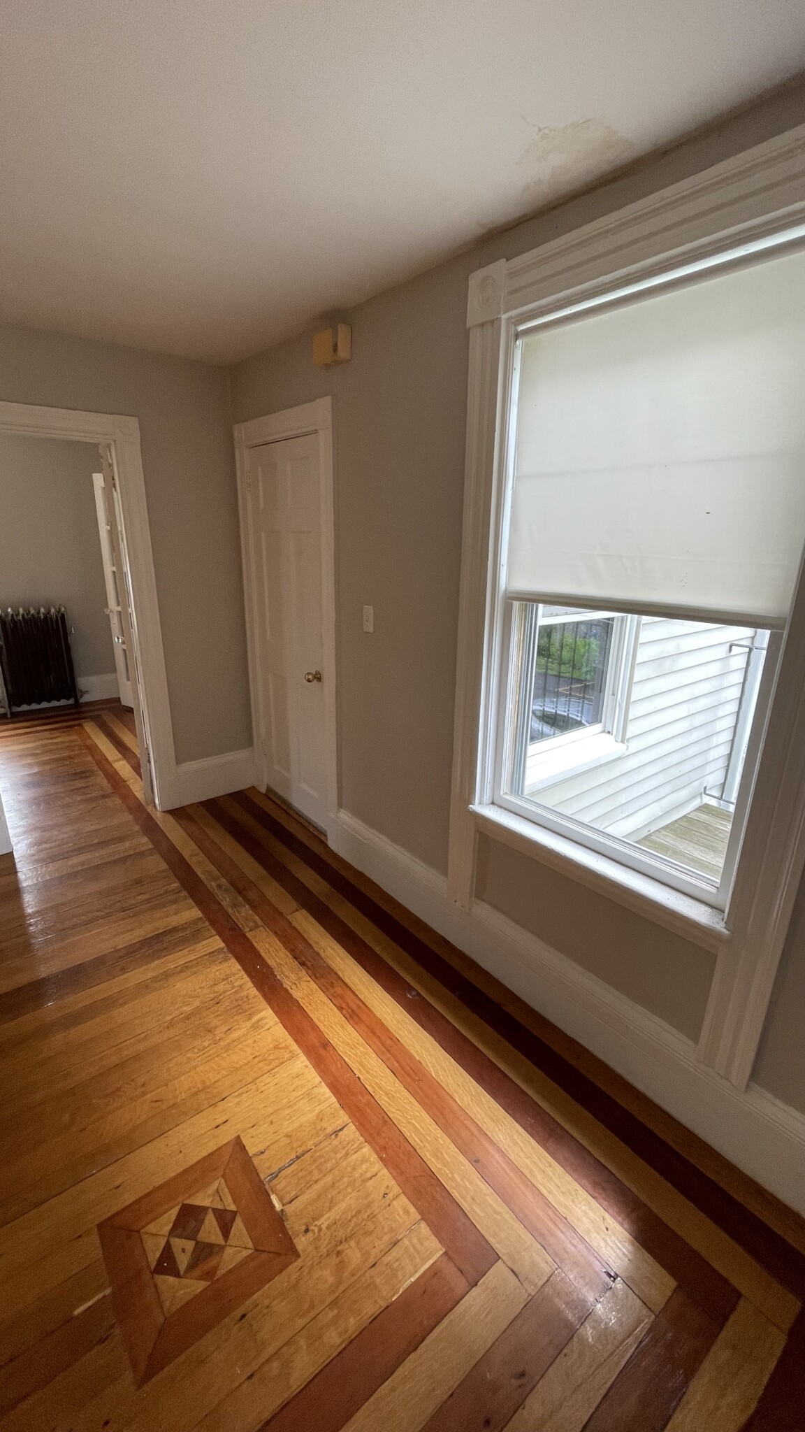 1.5 bed, 1 bath apartment for rent at 196 Fairmount Ave Unit 6, Hyde Park — photo 3 of 16