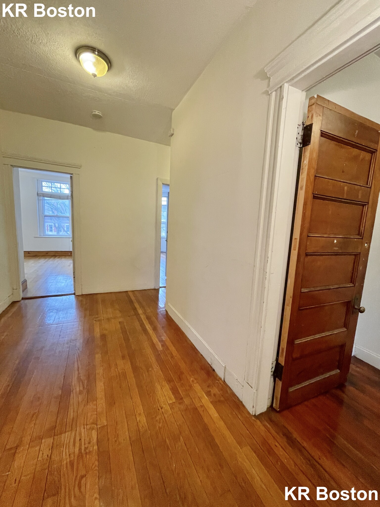 5 bed, 2 bath apartment for rent at 1907 Beacon St Unit 2, Chestnut Hill — photo 16 of 20