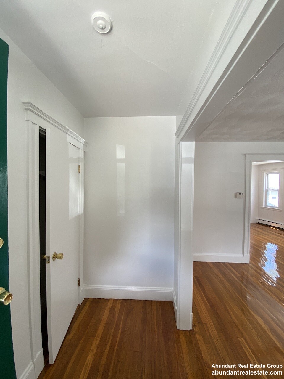 2 bed, 1 bath apartment for rent at 25 Conwell Ave Unit 1, Teele Square — photo 6 of 23