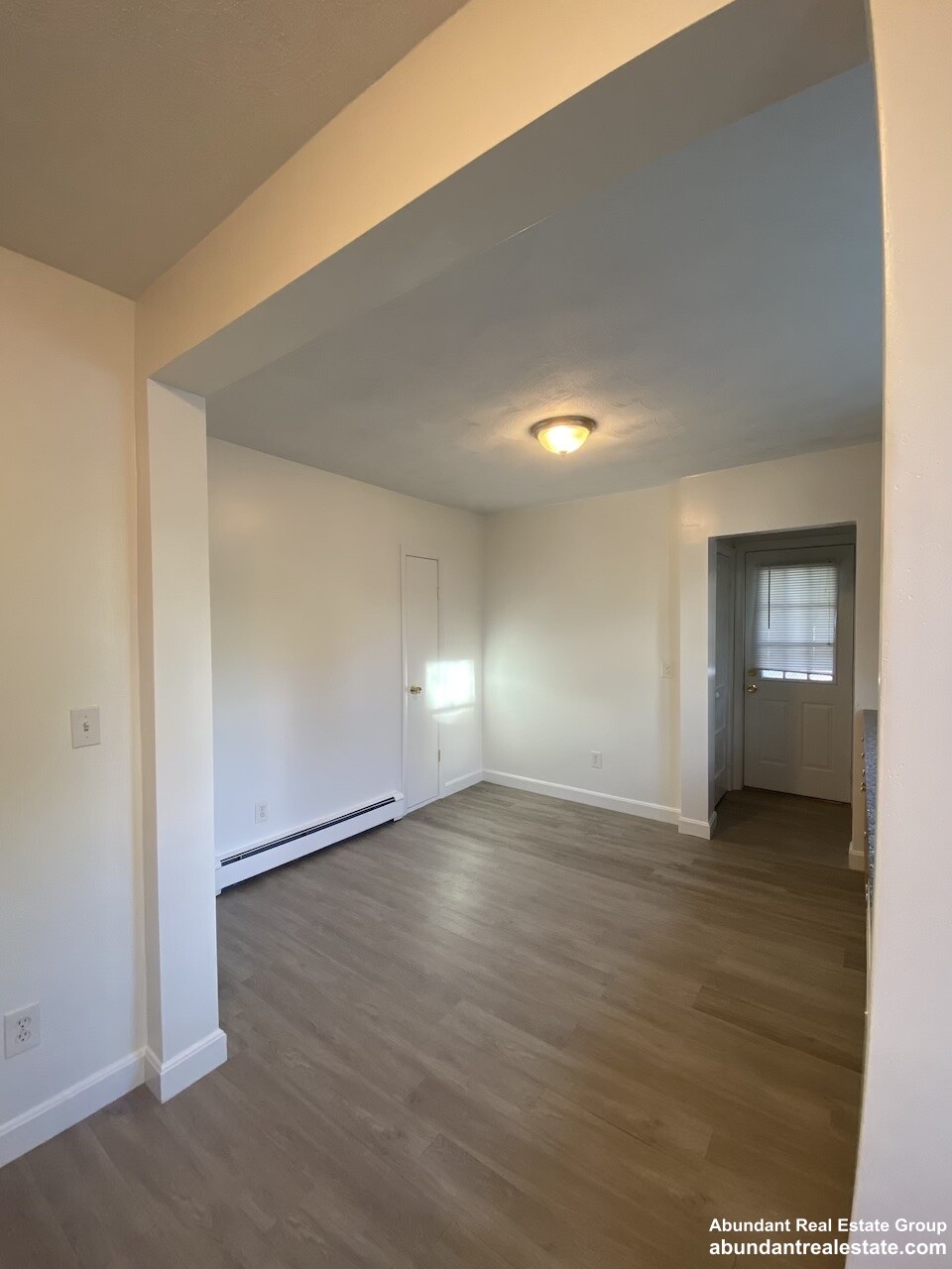 2 bed, 1 bath apartment for rent at 25 Conwell Ave Unit 1, Teele Square — photo 3 of 23