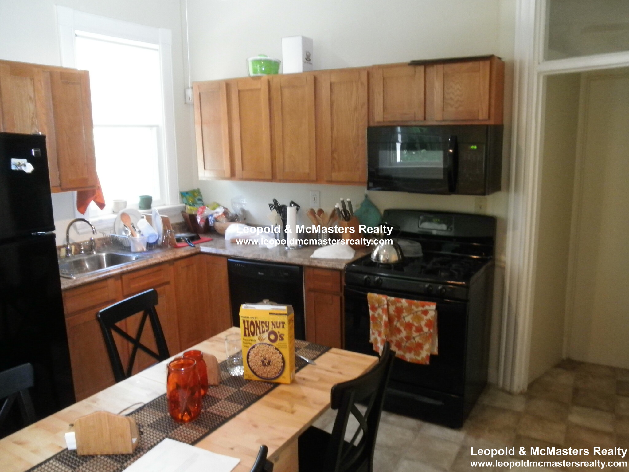 3 bed, 2 bath apartment for rent at 19 Braemore Rd Unit 1U, Brighton — photo 16 of 17