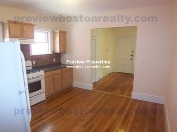 3 bed, 1 bath apartment for rent at 16 Fairbanks St Unit 1, Brighton — photo 12 of 26