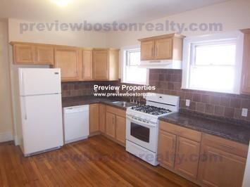 3 bed, 1 bath apartment for rent at 16 Fairbanks St Unit 1, Brighton — photo 14 of 26