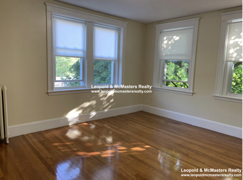 2 bed, 1 bath apartment for rent at 14 Russell St Unit 22, North Quincy — photo 1 of 12