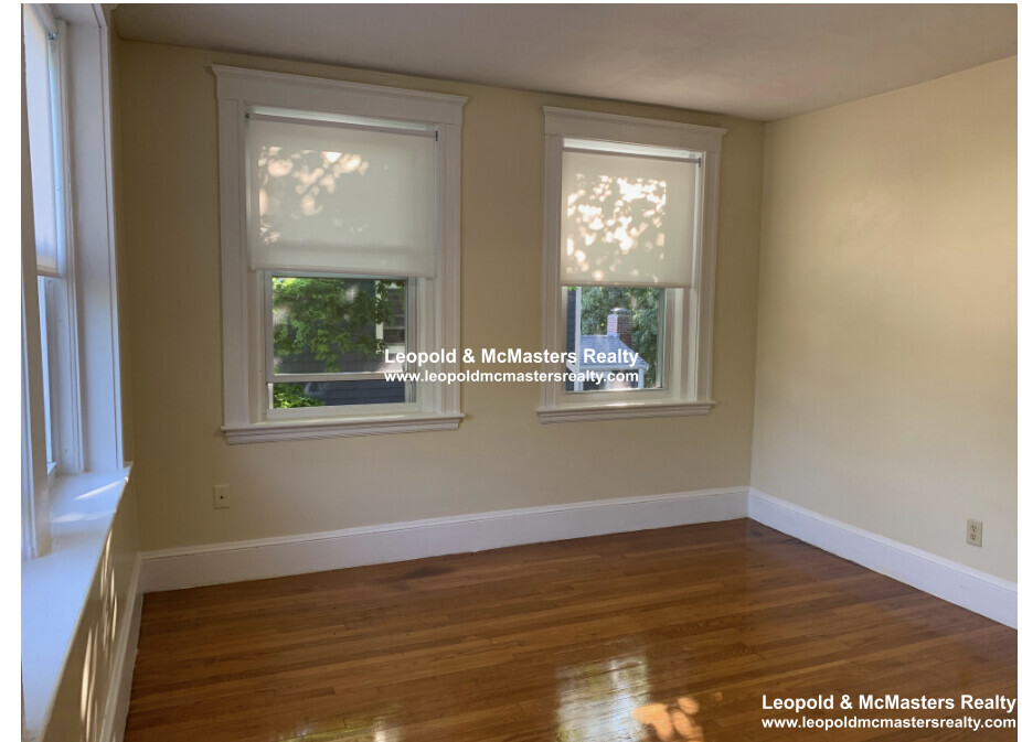 2 bed, 1 bath apartment for rent at 14 Russell St Unit 22, North Quincy — photo 2 of 12
