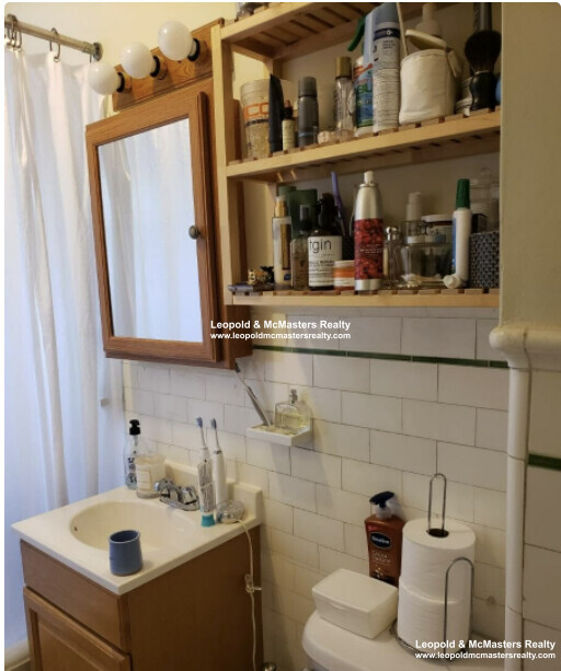 2 bed, 1 bath apartment for rent at 14 Russell St Unit 22, North Quincy — photo 7 of 12