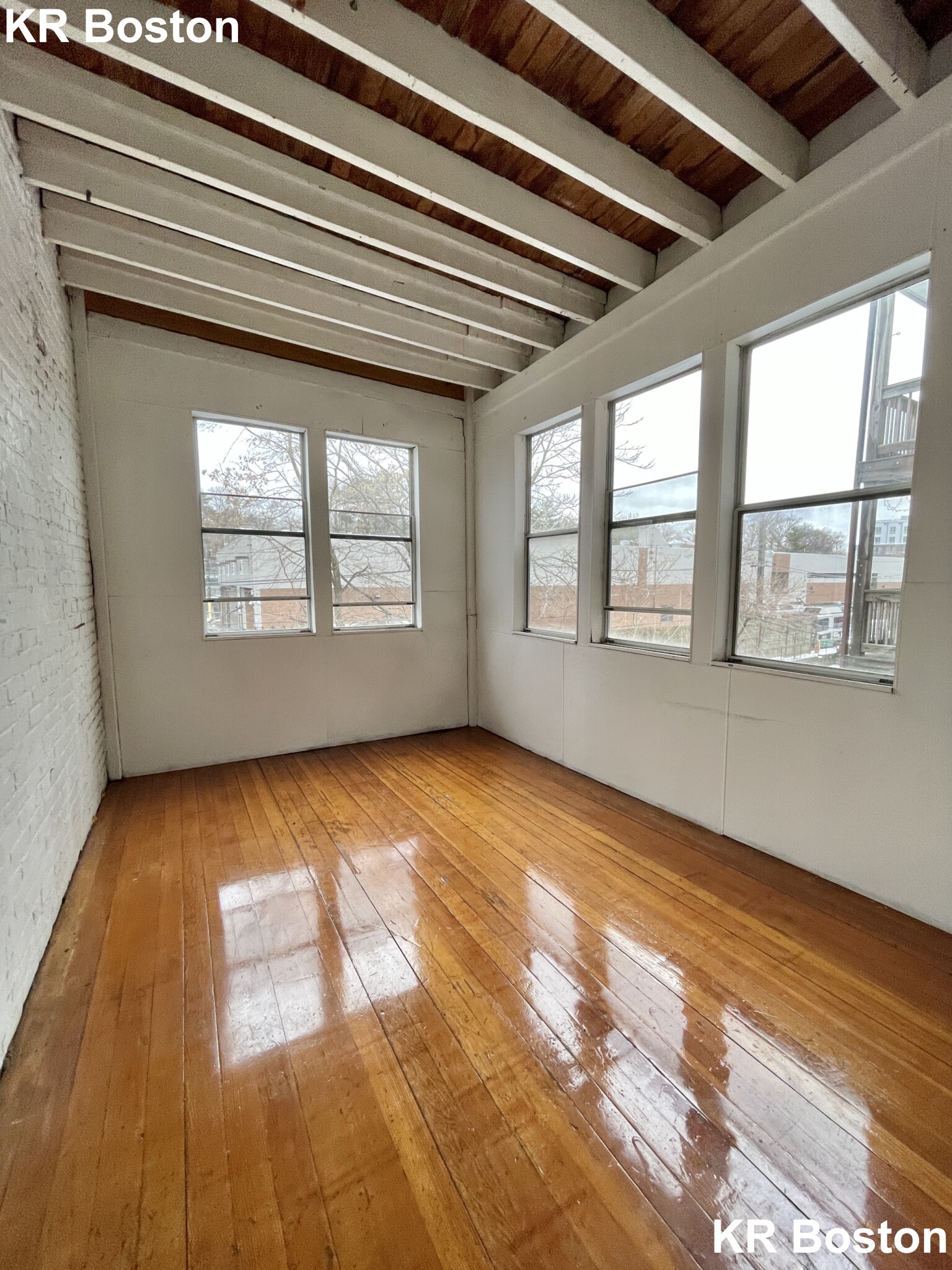 5 bed, 2 bath apartment for rent at 1907 Beacon St Unit 2, Chestnut Hill — photo 18 of 20