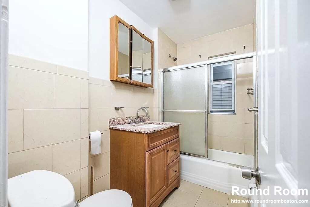 3 bed, 1 bath apartment for rent at 28 Moreland St Unit 2, Winter Hill — photo 13 of 13