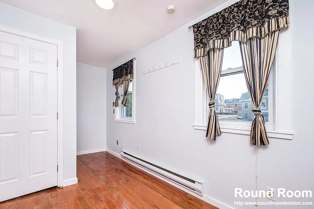 3 bed, 1 bath apartment for rent at 28 Moreland St Unit 2, Winter Hill — photo 8 of 13