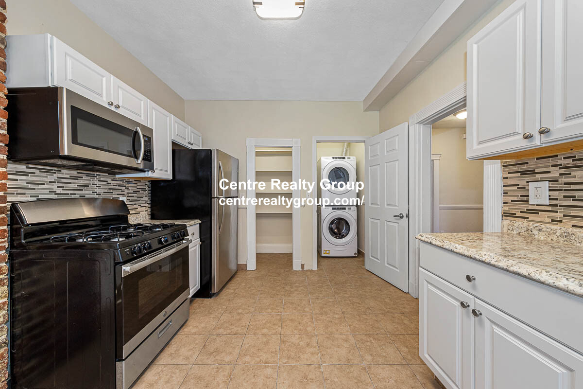 3 bed, 1 bath apartment for rent at 37 Brackett St Unit 2, Brighton — photo 2 of 18