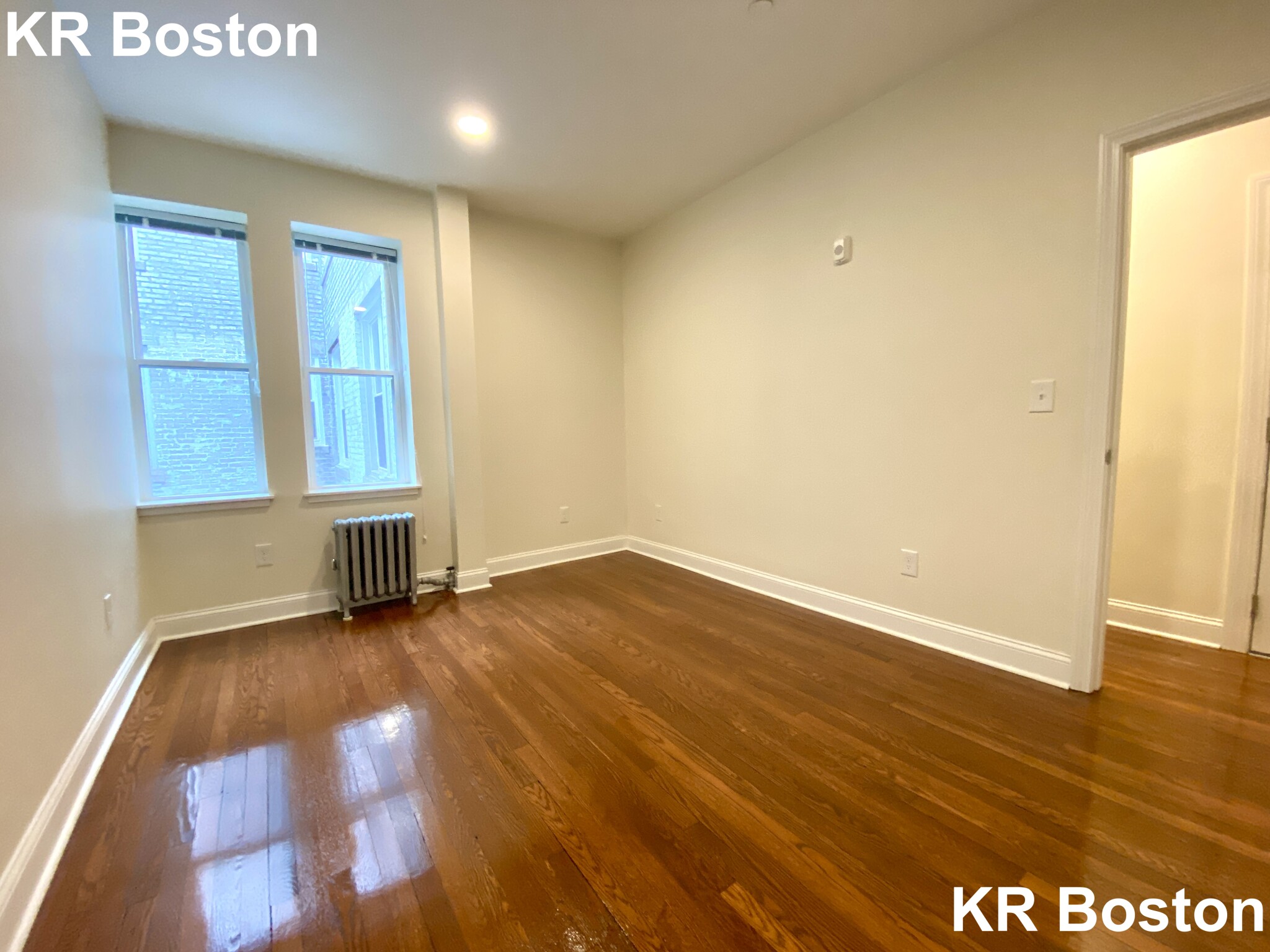 1 bed, 1 bath apartment for rent at 110 Sutherland Rd Unit E, Brighton — photo 4 of 12