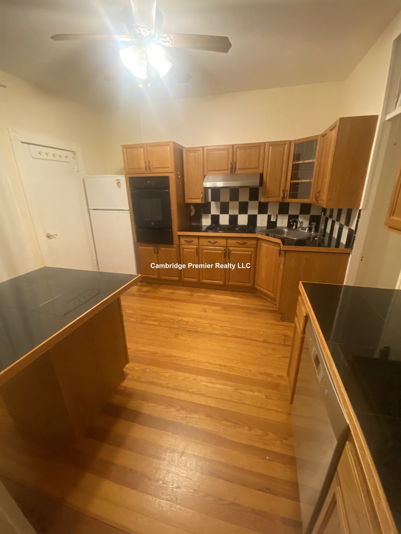 2 bed, 1 bath apartment for rent at 180 Thorndike St Unit 1, East Cambridge — photo 6 of 8