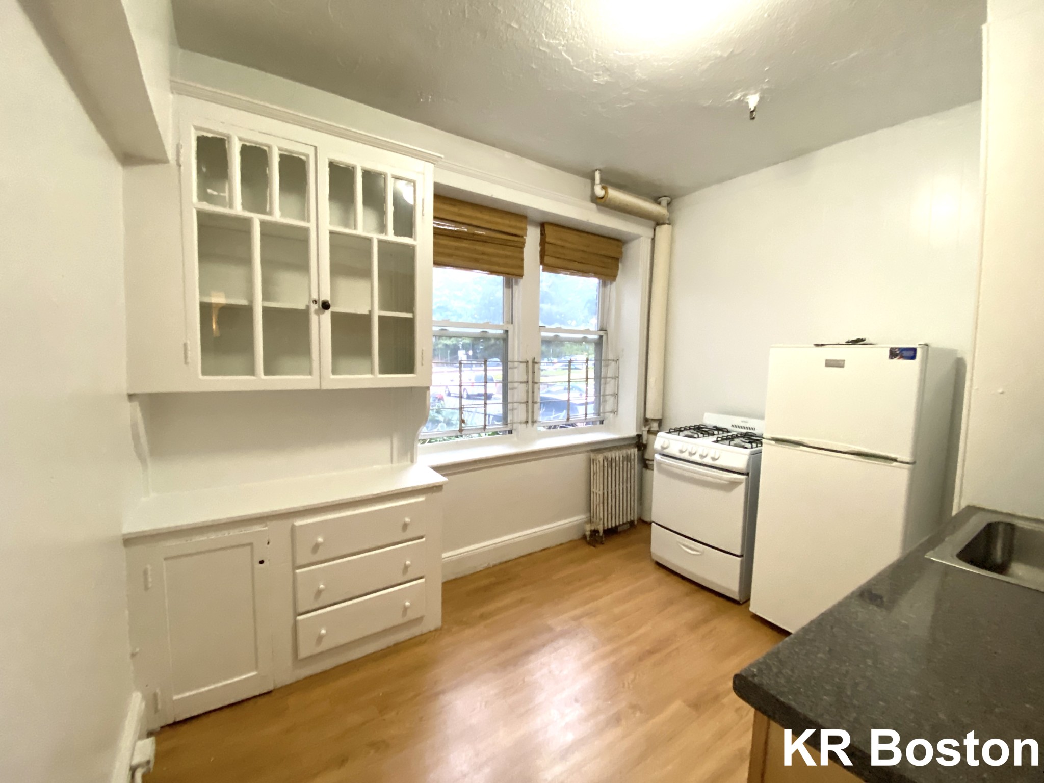 1 bed, 1 bath apartment for rent at 1801 Commonwealth Ave Unit 6, Brighton — photo 3 of 10