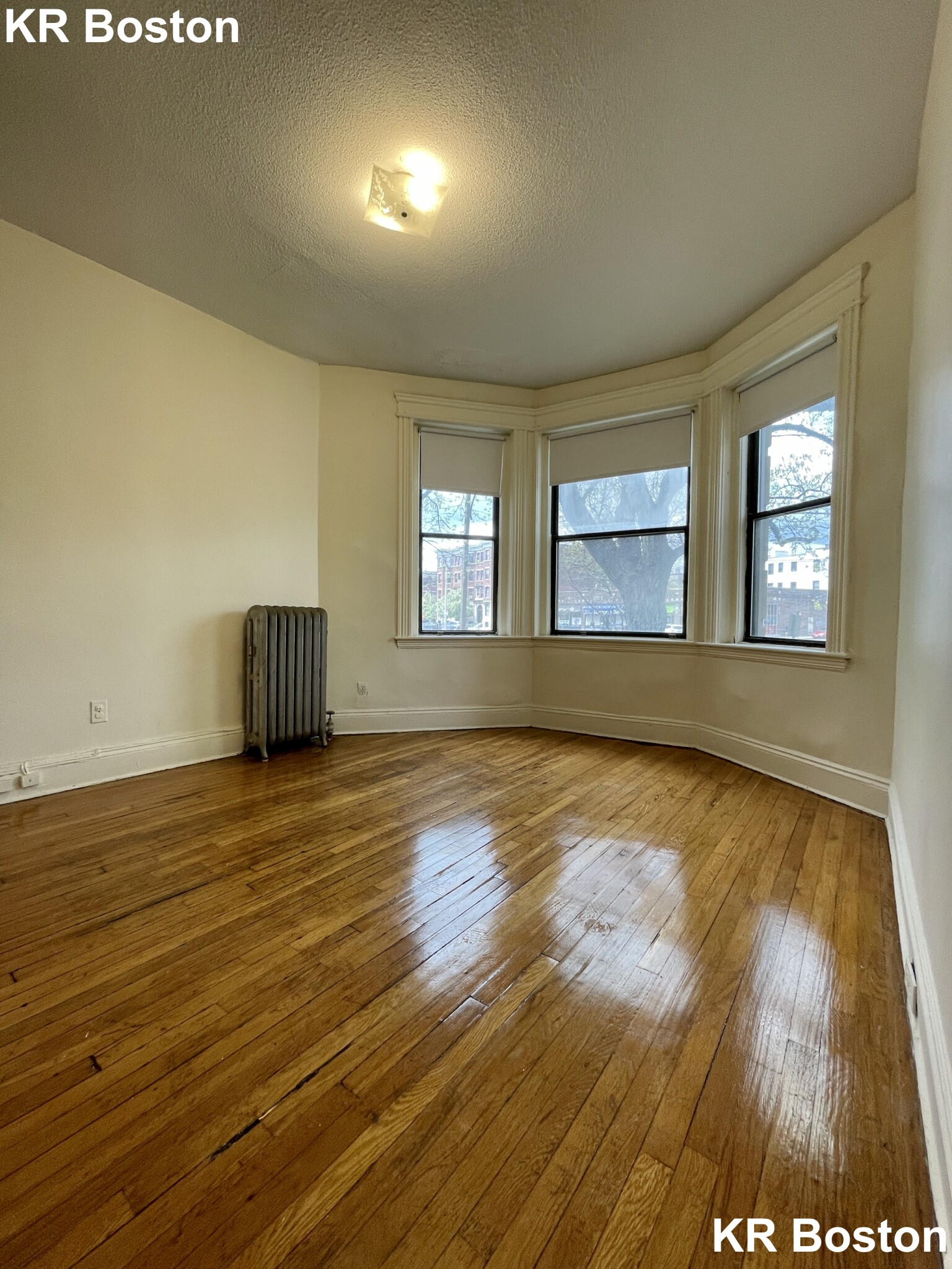 Studio bed, 1 bath apartment for rent at 1149 Commonwealth Ave Unit 12, Brighton — photo 6 of 8