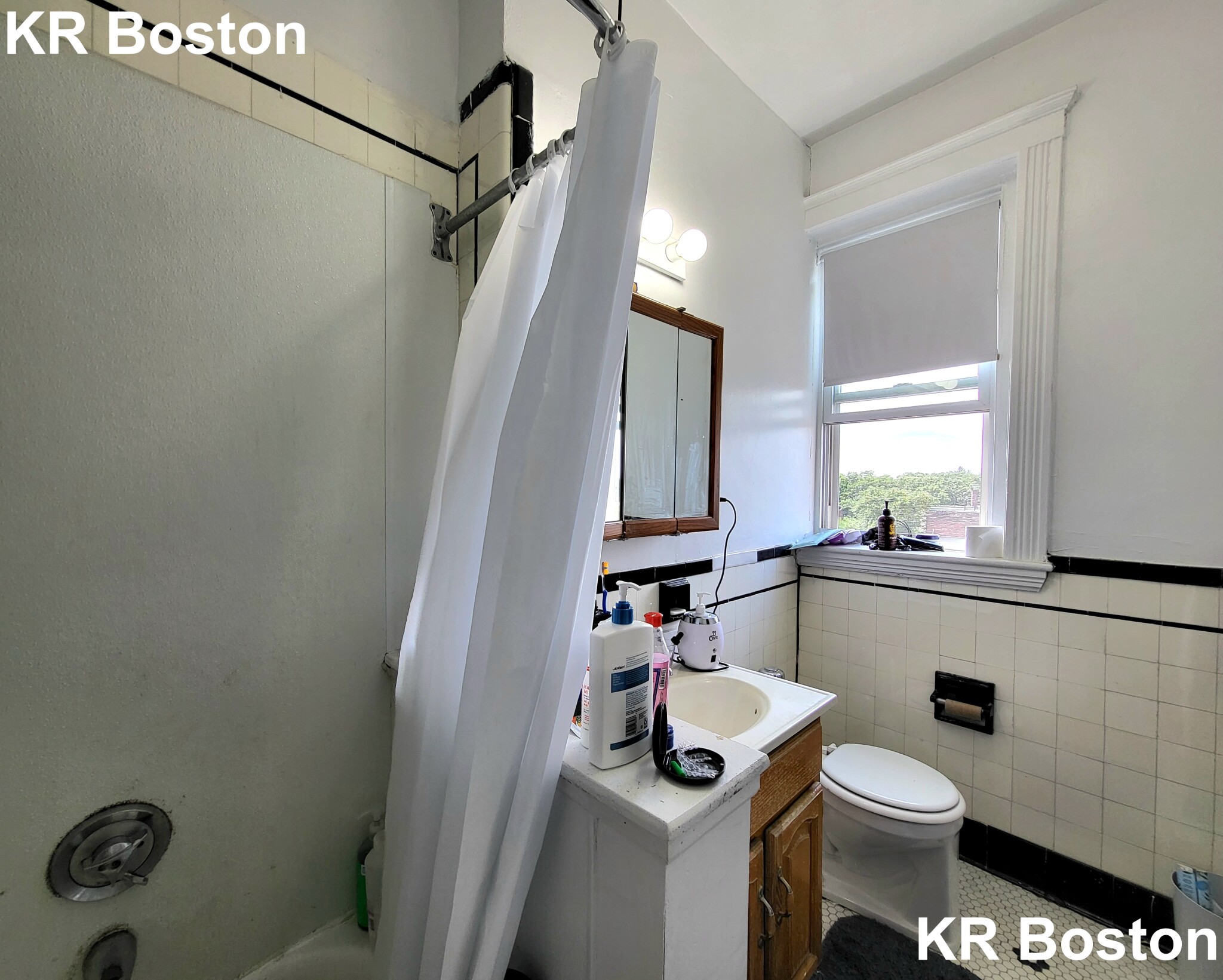 1 bed, 1 bath apartment for rent at 1822 Commonwealth Ave Unit 21, Brighton — photo 4 of 5