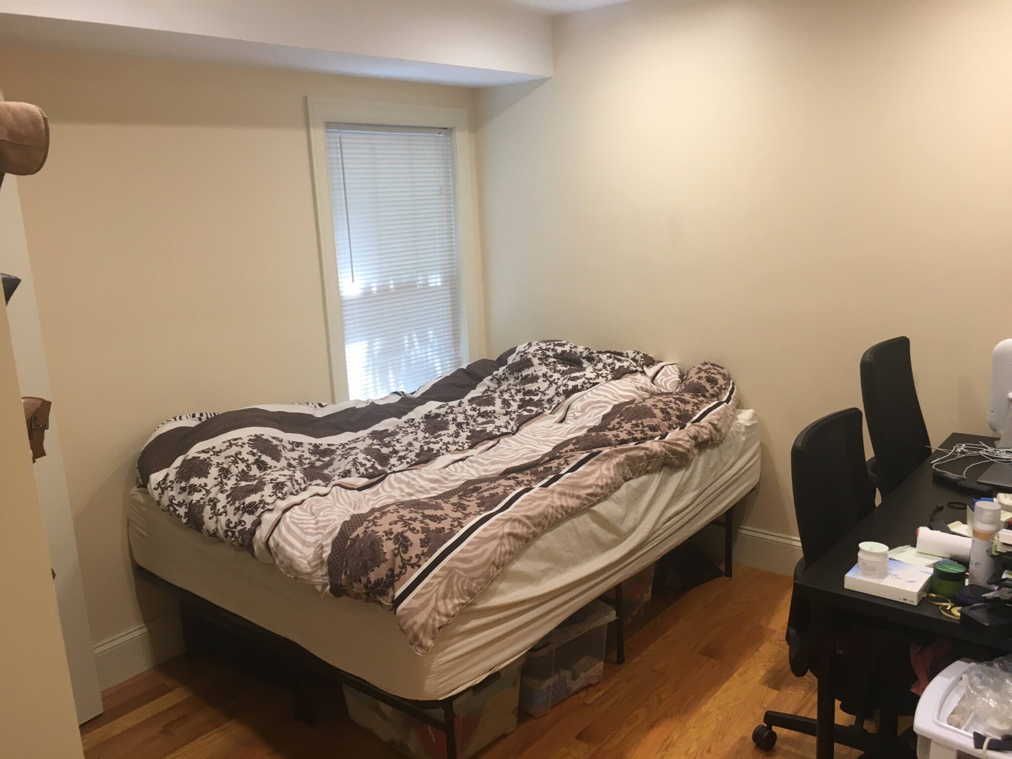 4 bed, 2 bath apartment for rent at 23 Higgins St Unit St, Allston — photo 10 of 13