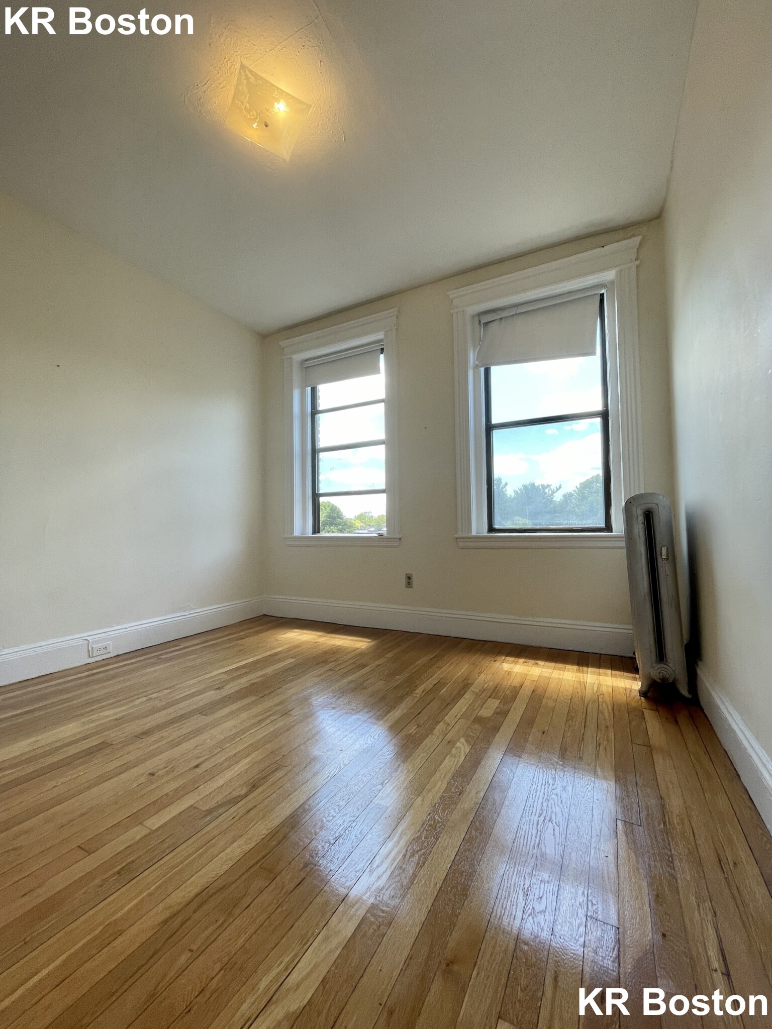 Studio bed, 1 bath apartment for rent at 1152 Commonwealth Ave Unit 14, Brighton — photo 6 of 8