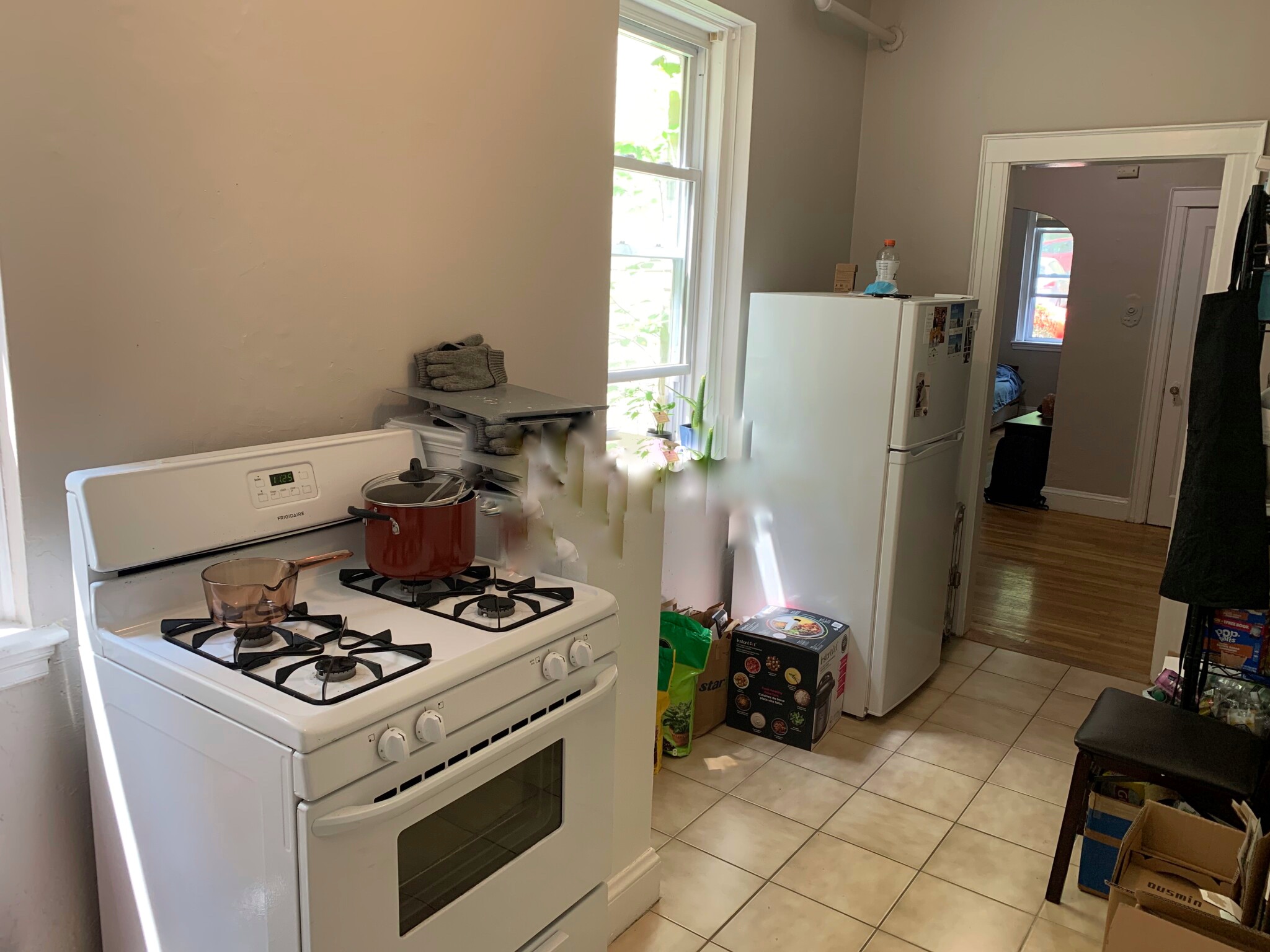 Studio bed, 1 bath apartment for rent at 27 Lanark Rd Unit 1, Brighton — photo 3 of 7