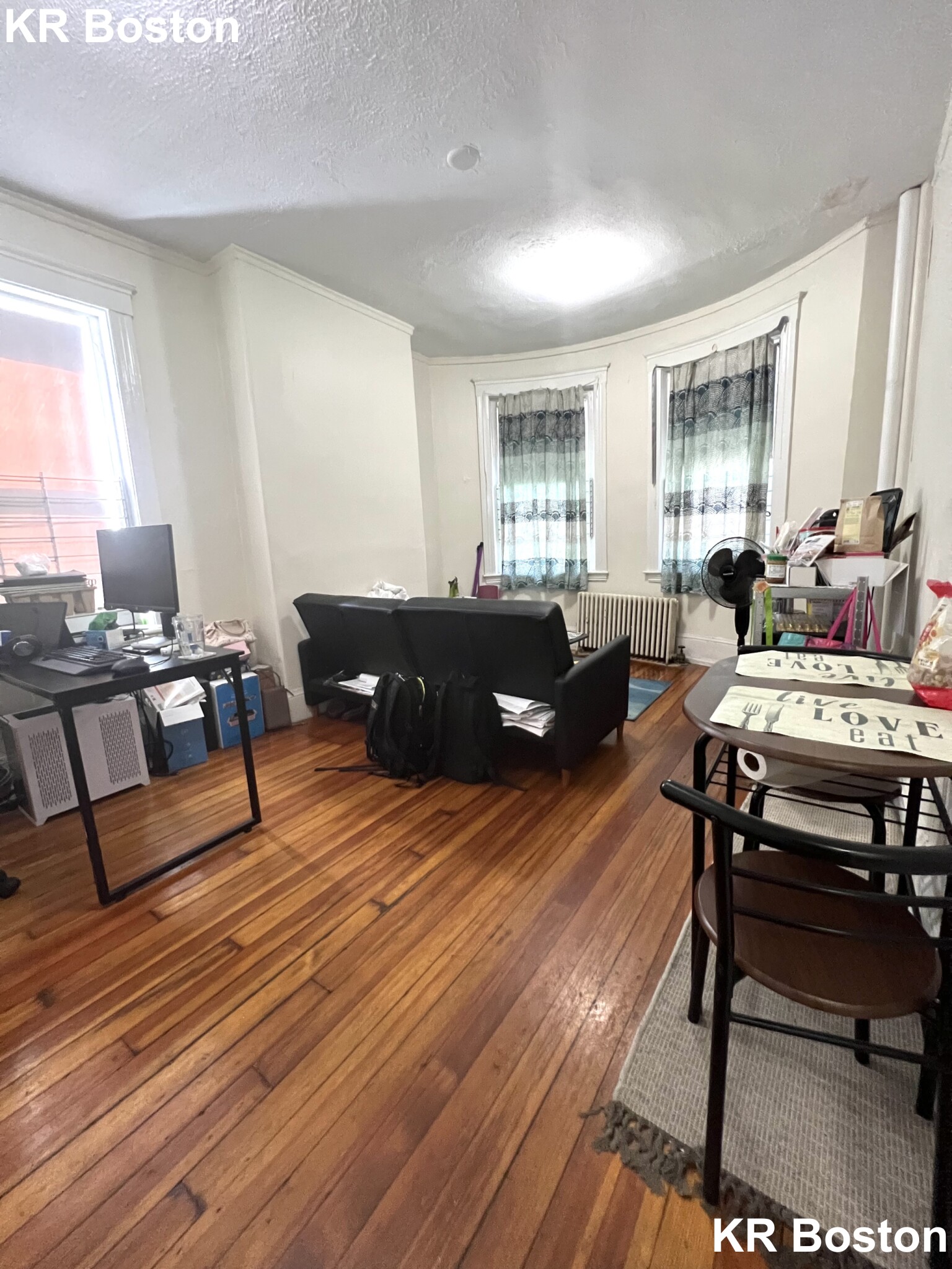 1 bed, 1 bath apartment for rent at 124 Allston St Unit SIDE, Allston — photo 3 of 8