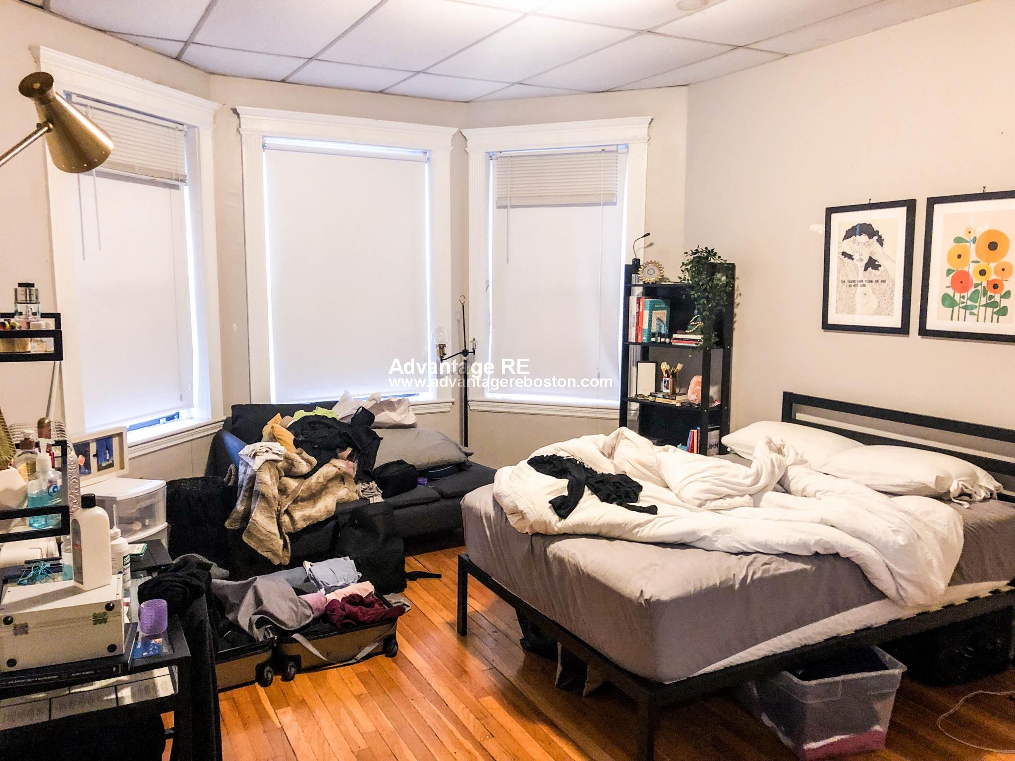2 bed, 1 bath apartment for rent at 1056 Commonwealth Ave Unit 20, Allston — photo 7 of 20