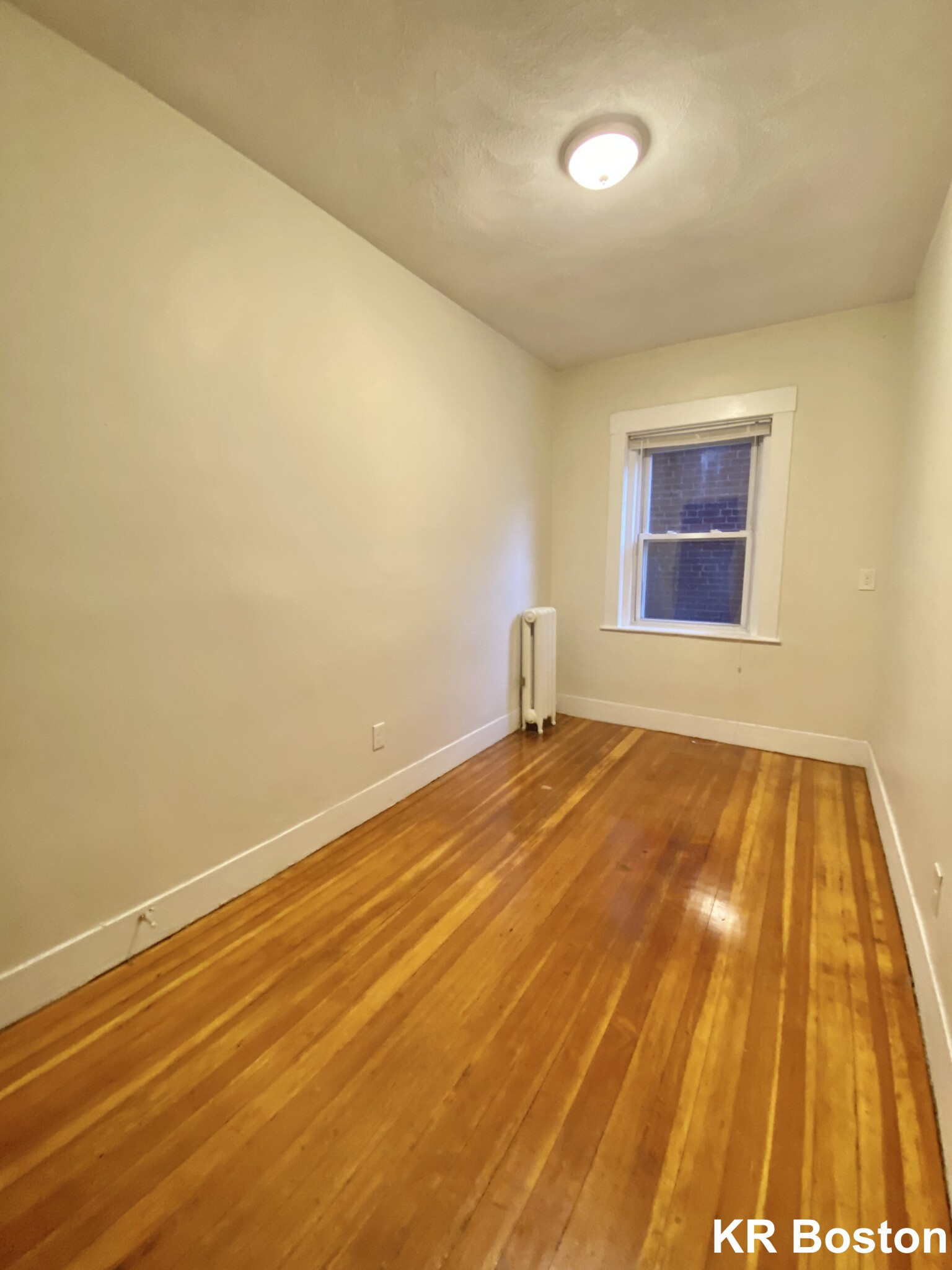 4 bed, 2 bath apartment for rent at 164 Summer Unit 22, Winter Hill — photo 6 of 23