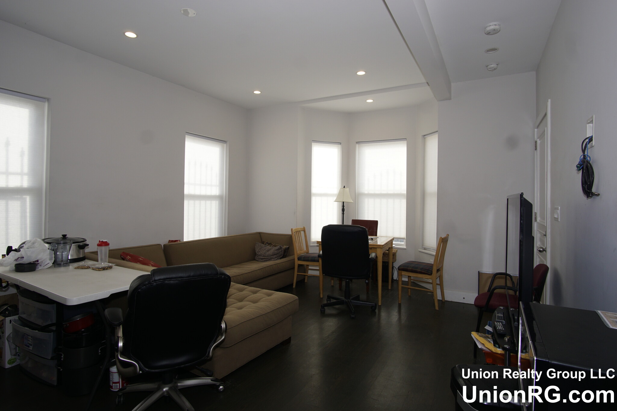 3 bed, 2 bath apartment for rent at 78 Forest St Unit 1, Roxbury — photo 8 of 36