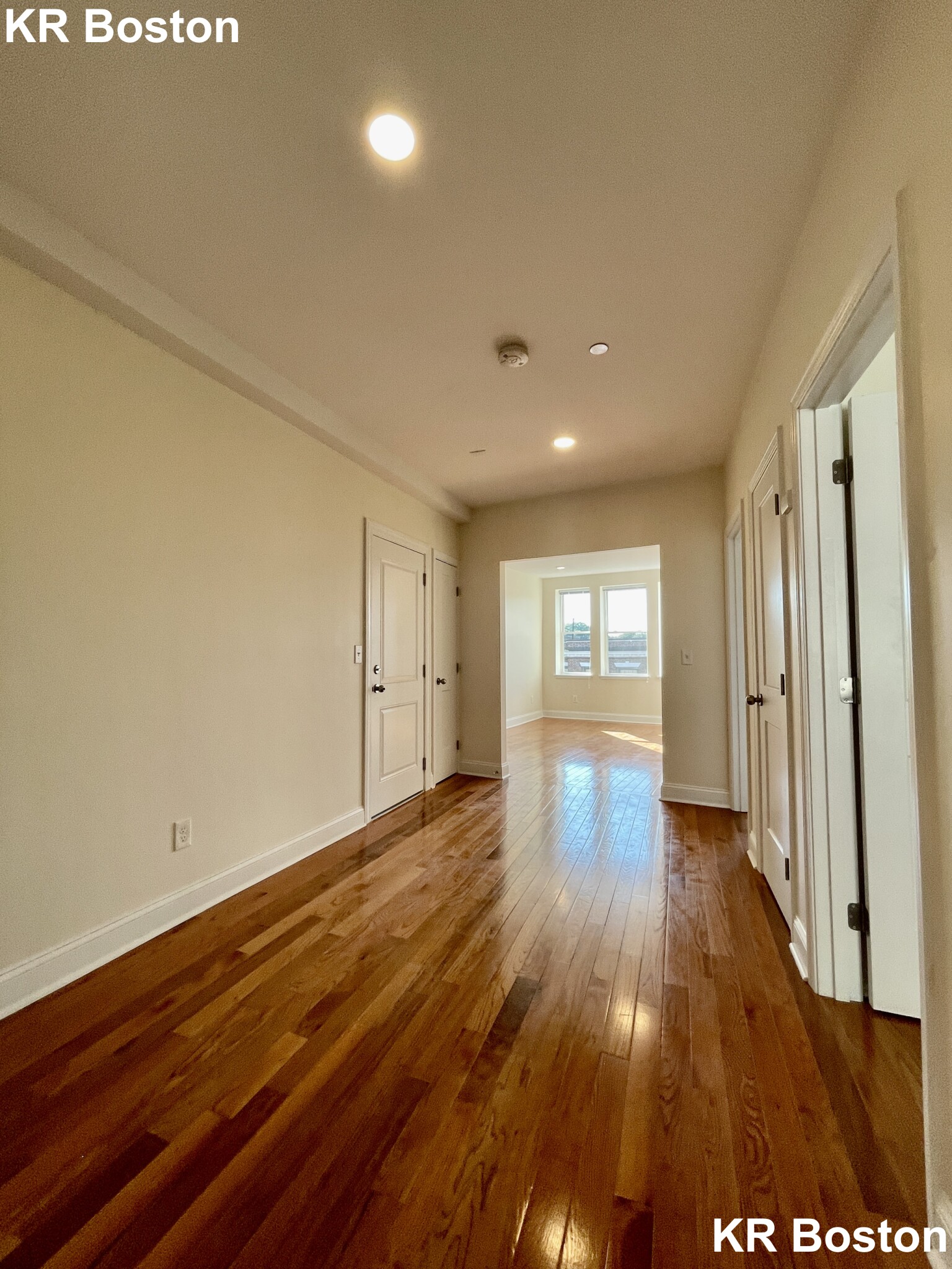1 bed, 1 bath apartment for rent at 114 Sutherland Rd Unit I, Brighton — photo 2 of 12