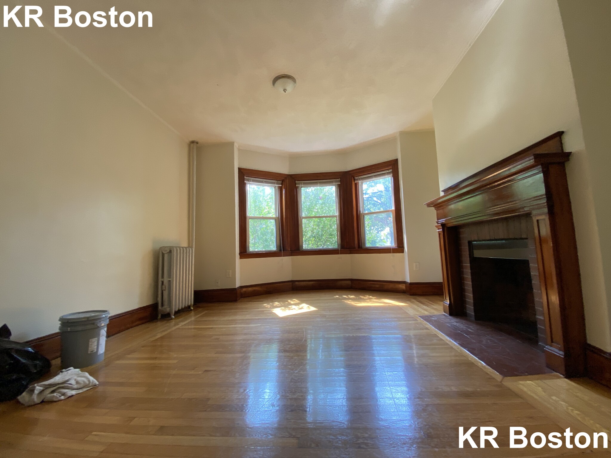 4 bed, 1 bath apartment for rent at 165 Summer Unit 2, Winter Hill — photo 6 of 14