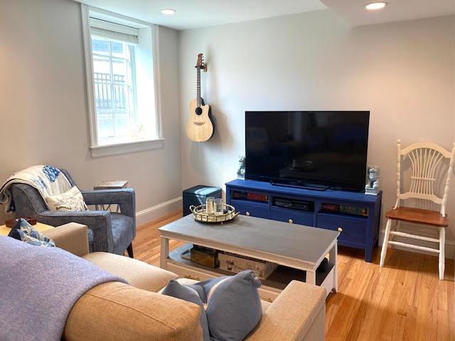2 bed, 1 bath apartment for rent at 12 Harvard Ter Unit 1, Allston — photo 10 of 24
