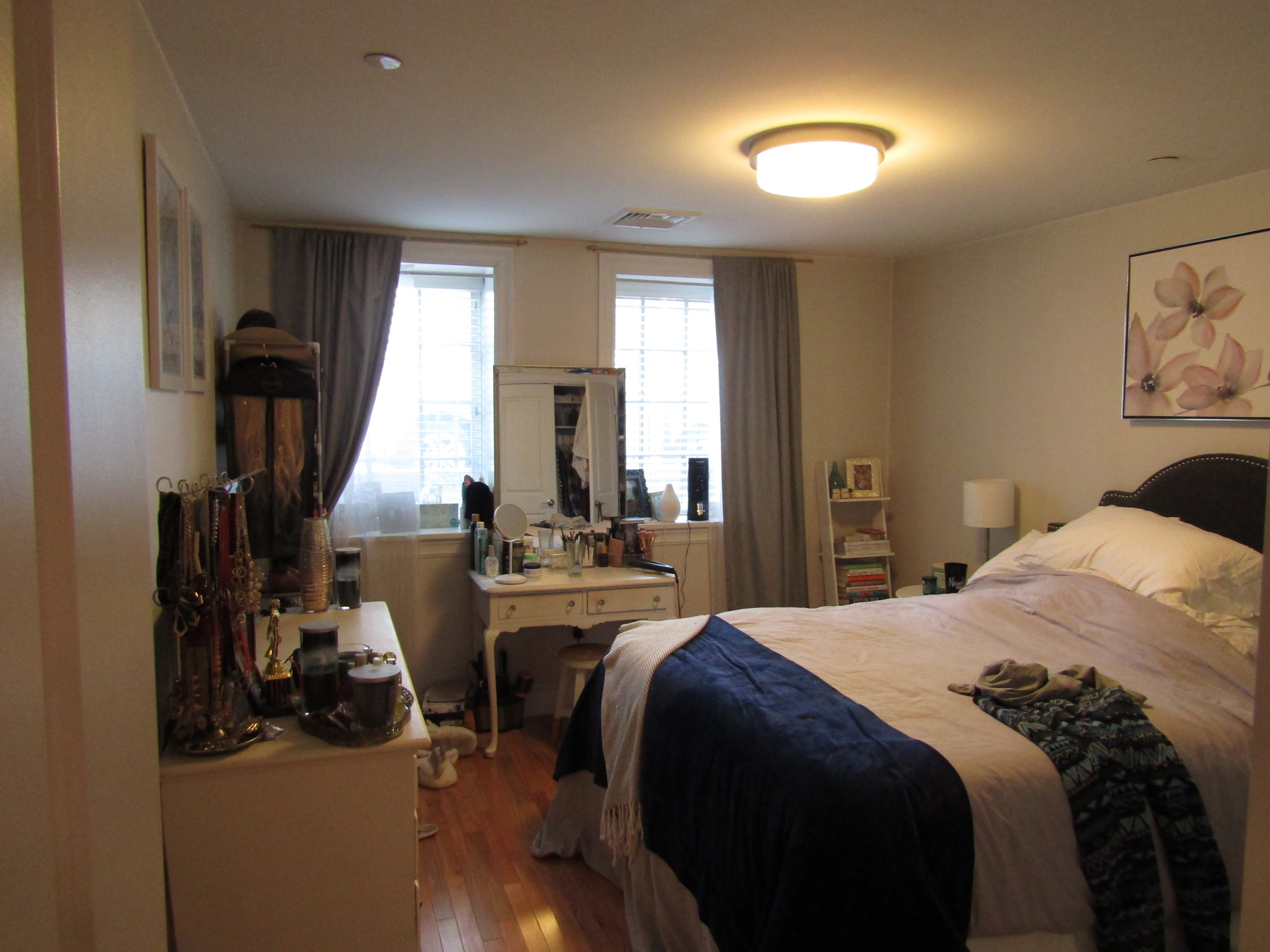 2 bed, 1 bath apartment for rent at 12 Harvard Ter Unit 1, Allston — photo 17 of 24