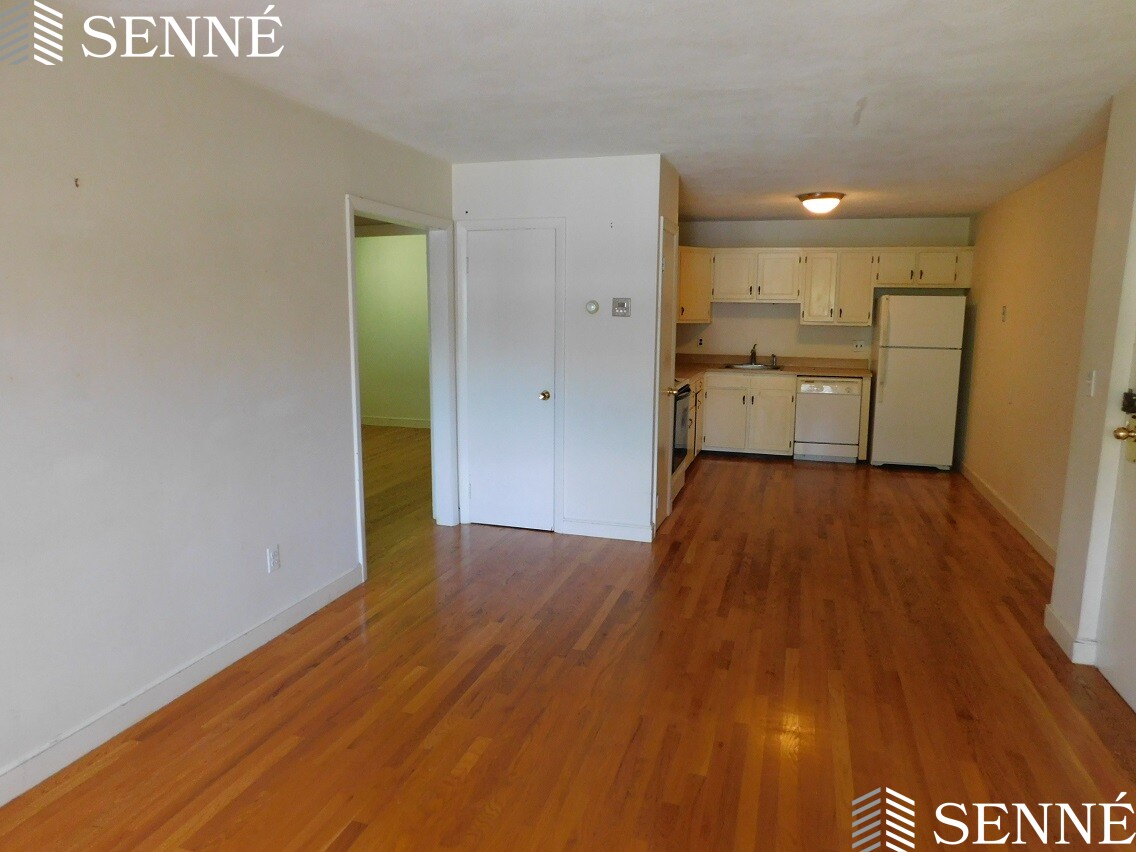 2 bed, 1 bath apartment for rent at 11 Cogswell Ave Unit 3, North Cambridge — photo 8 of 20