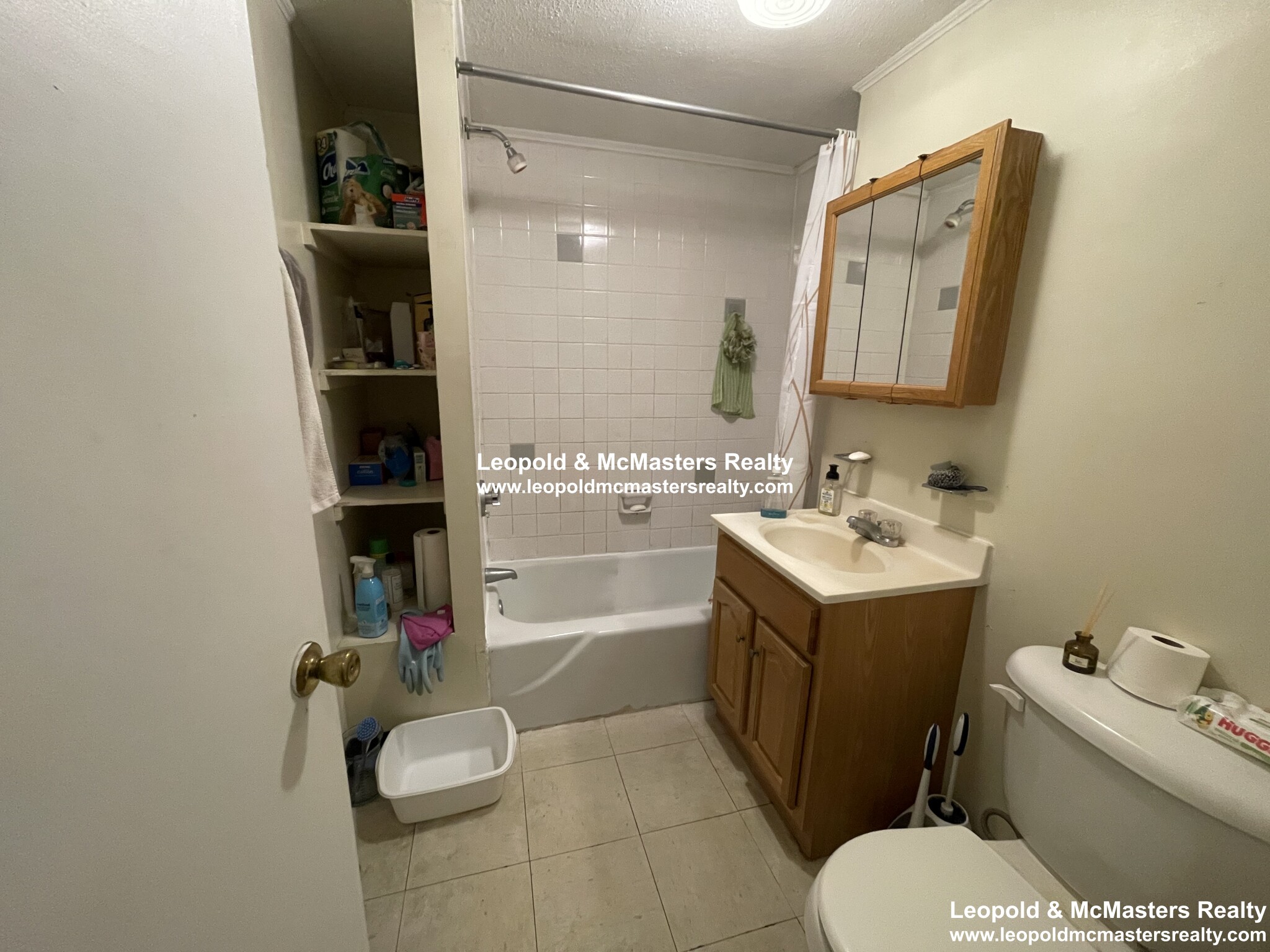 Studio bed, 1 bath apartment for rent at 1118 Commonwealth Ave Unit 6, Allston — photo 6 of 6
