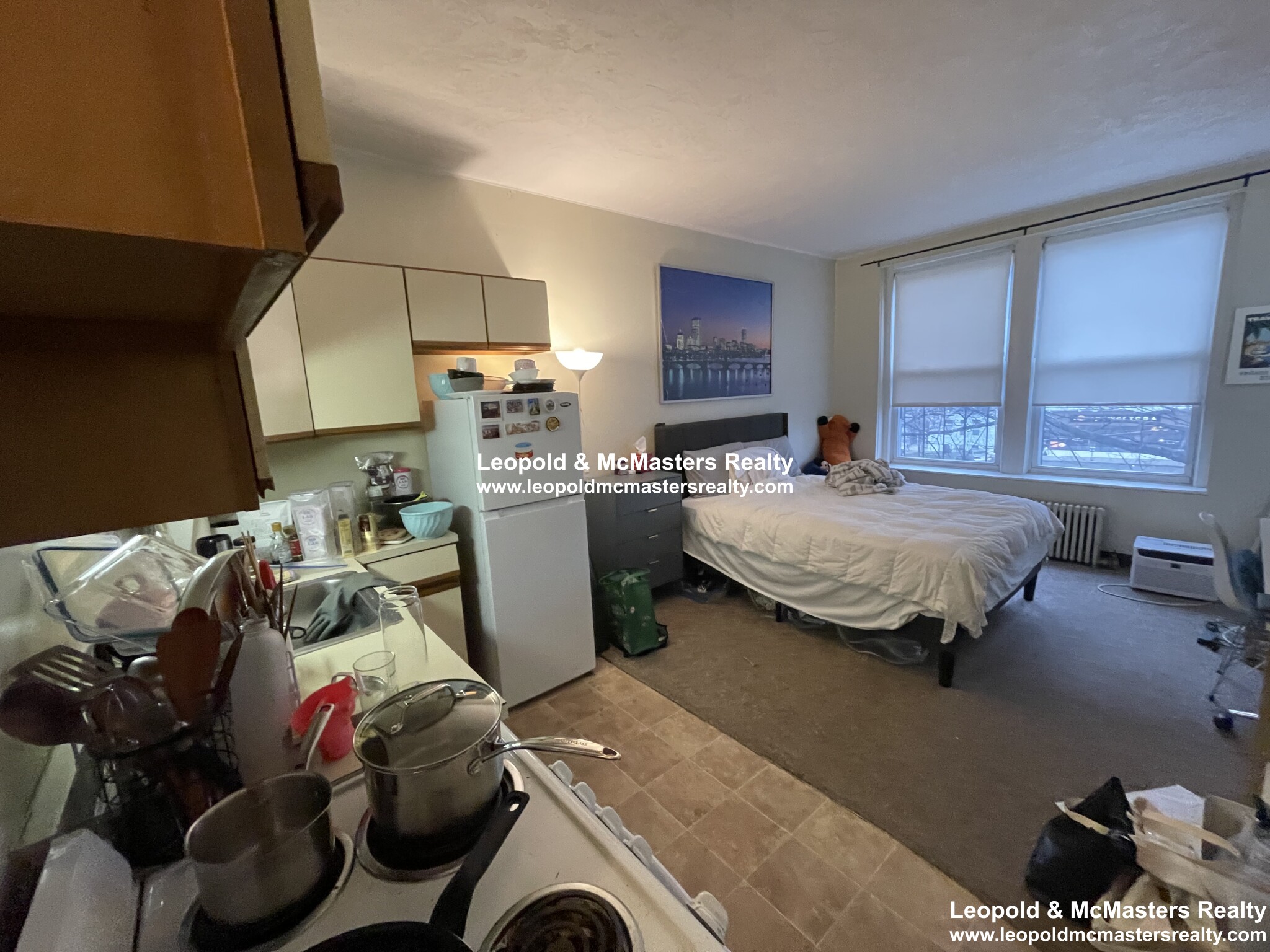 Studio bed, 1 bath apartment for rent at 1118 Commonwealth Ave Unit 6, Allston