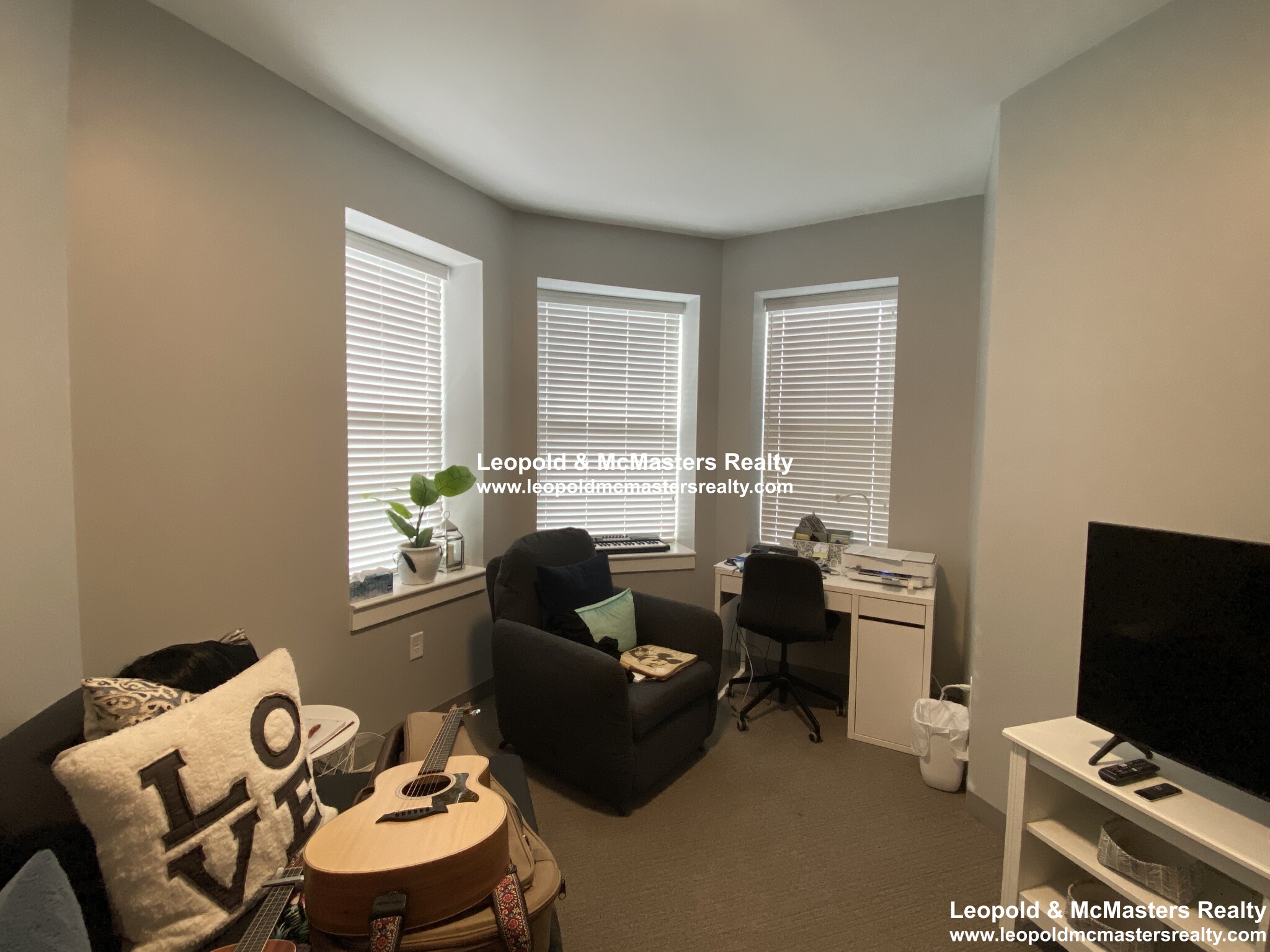 2 bed, 1 bath apartment for rent at 100 Hemenway St Unit 302a, Fenway