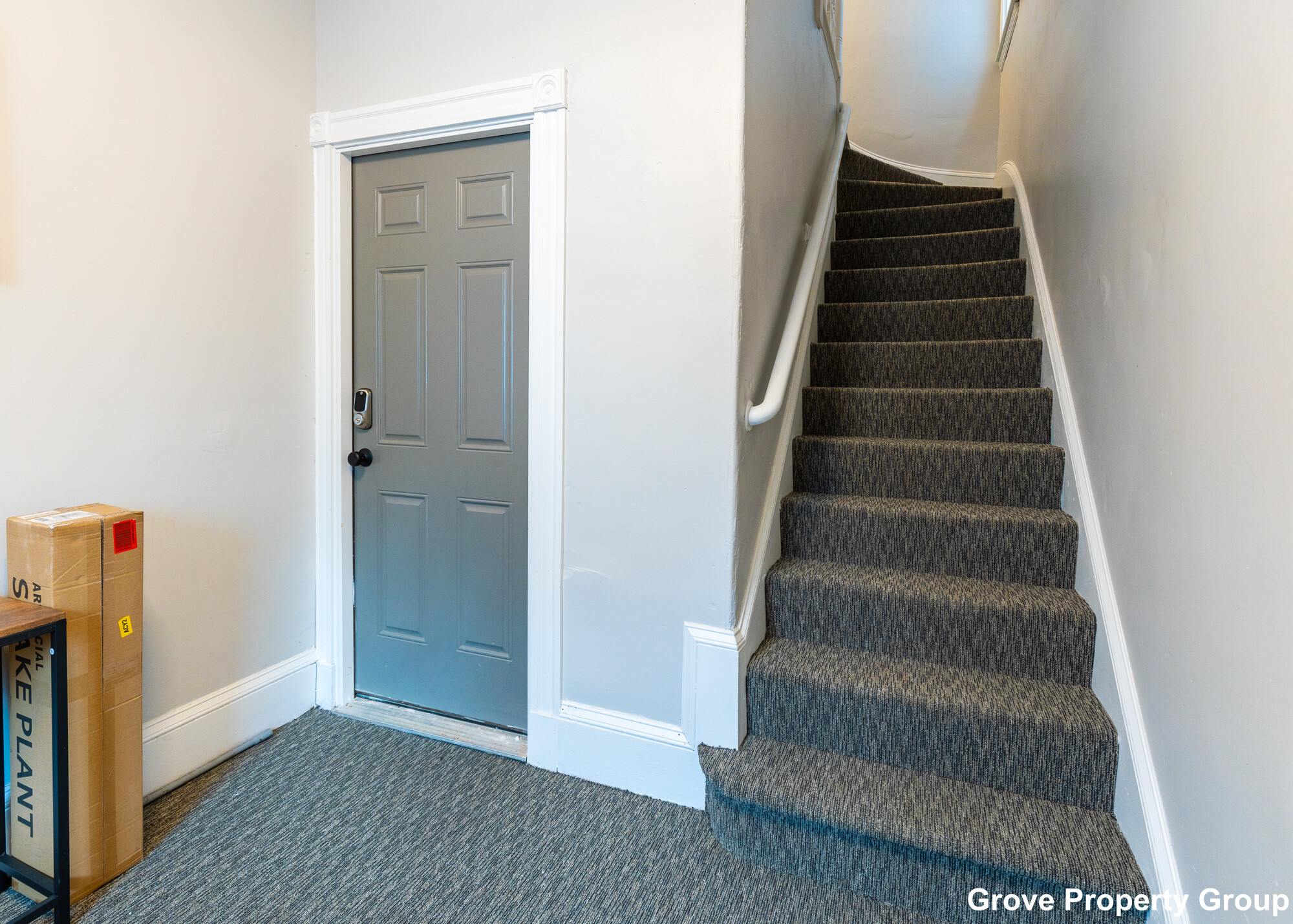4 bed, 2 bath apartment for rent at 206 L St Unit 1, South Boston — photo 8 of 15
