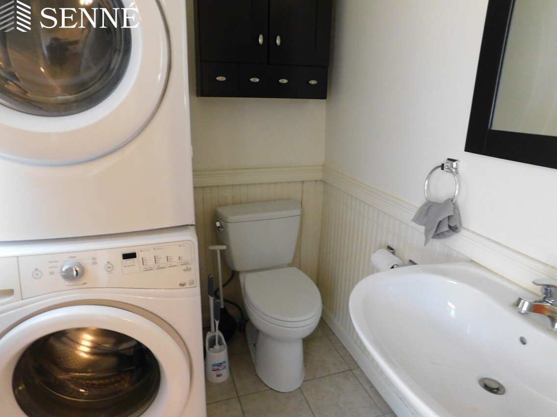 4 bed, 1.5 bath apartment for rent at 1264 Cambridge St Unit 1, Inman Square — photo 8 of 11