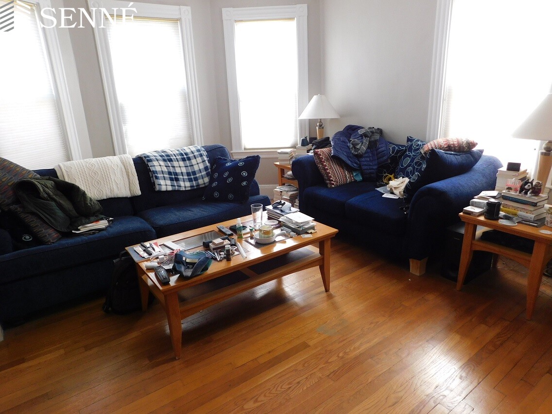 2 bed, 1 bath apartment for rent at 57 Gorham St Unit 1, Harvard Square — photo 8 of 9