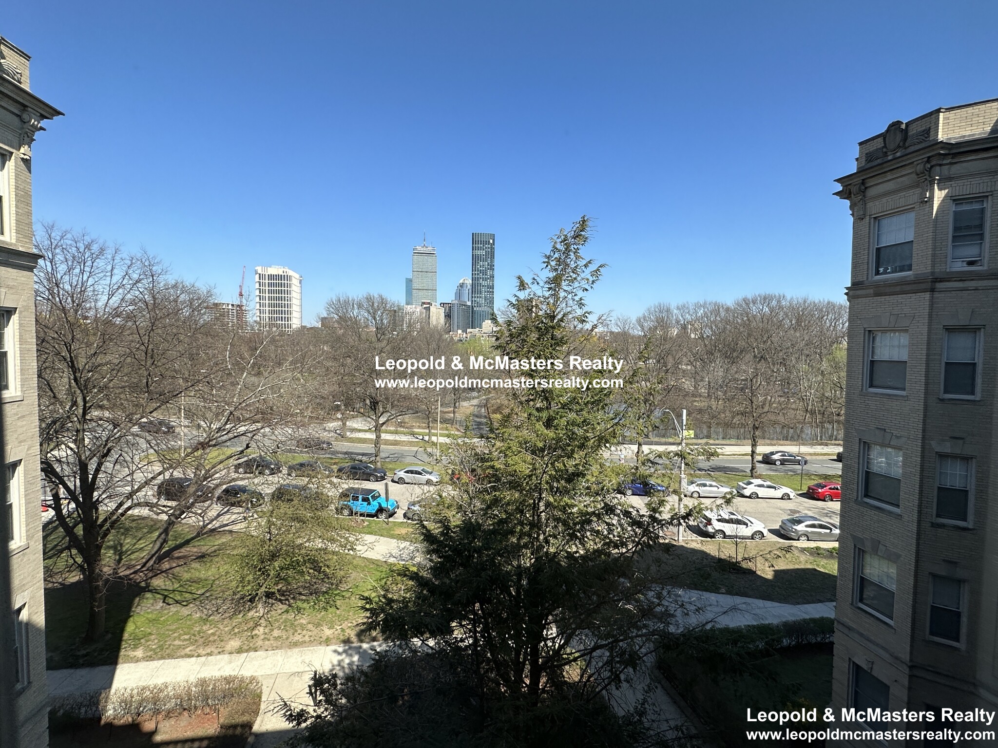Studio bed, 1 bath apartment for rent at 27 Park Dr Unit 9U, Fenway — photo 7 of 8