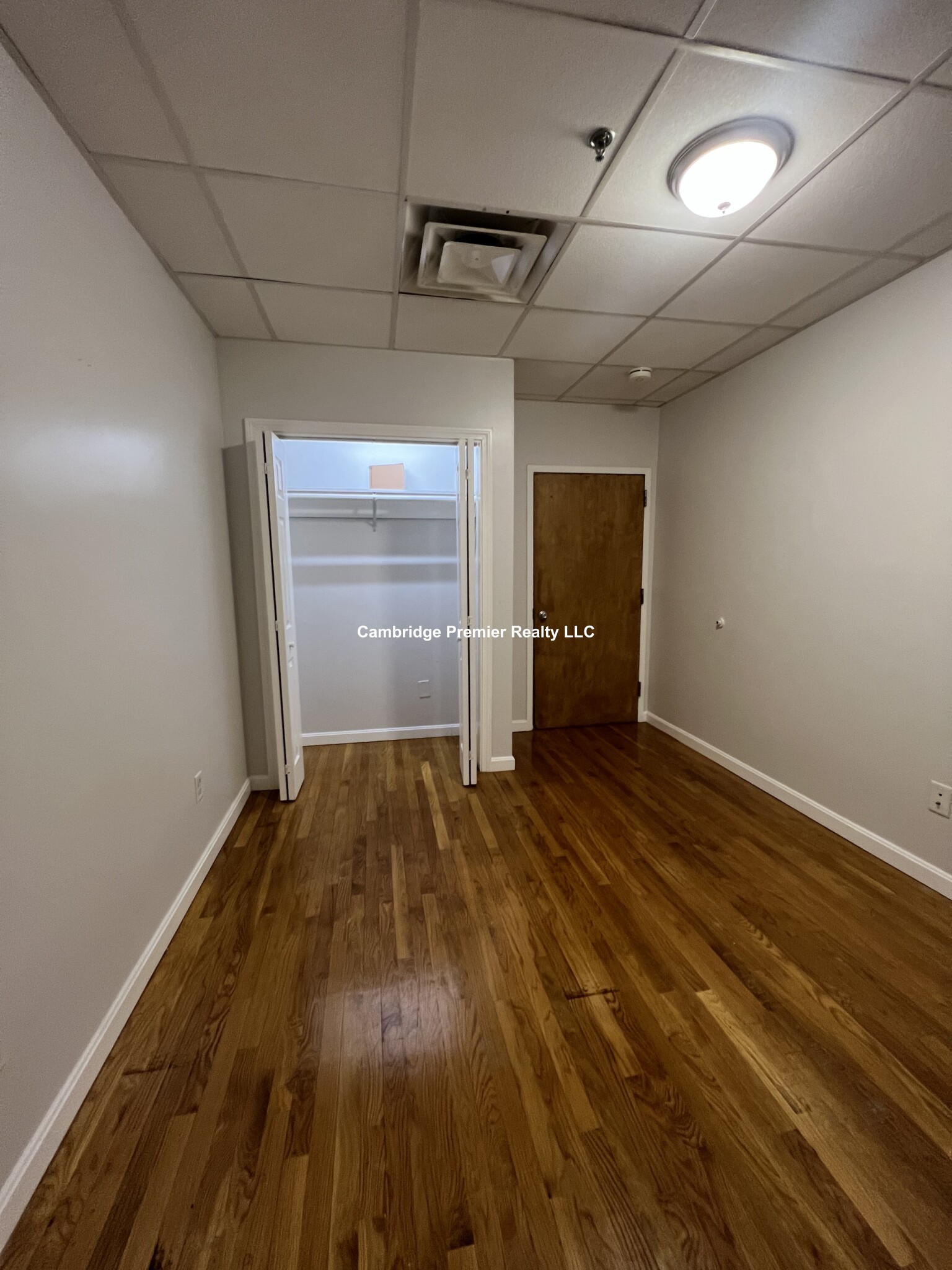 2 bed, 1 bath apartment for rent at 22 High St Unit 9, Medford — photo 4 of 8
