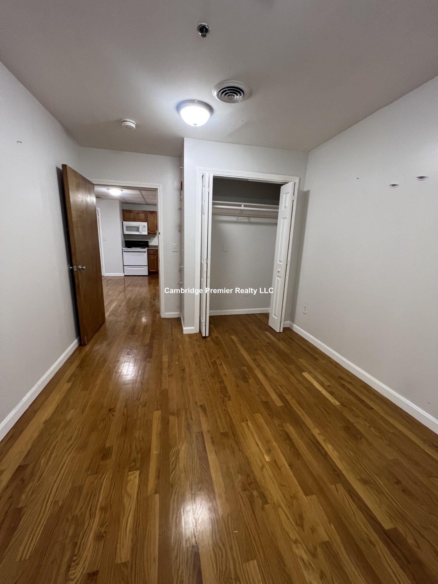 2 bed, 1 bath apartment for rent at 22 High St Unit 9, Medford — photo 5 of 8