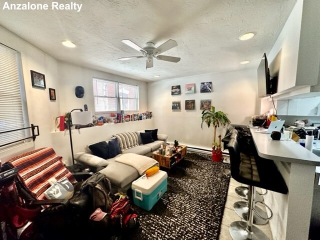2 bed, 1 bath apartment for rent at 21 Cleveland Pl Unit 1, North End — photo 8 of 15