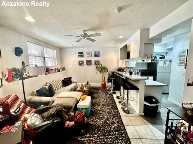 2 bed, 1 bath apartment for rent at 21 Cleveland Pl Unit 1, North End — photo 9 of 15