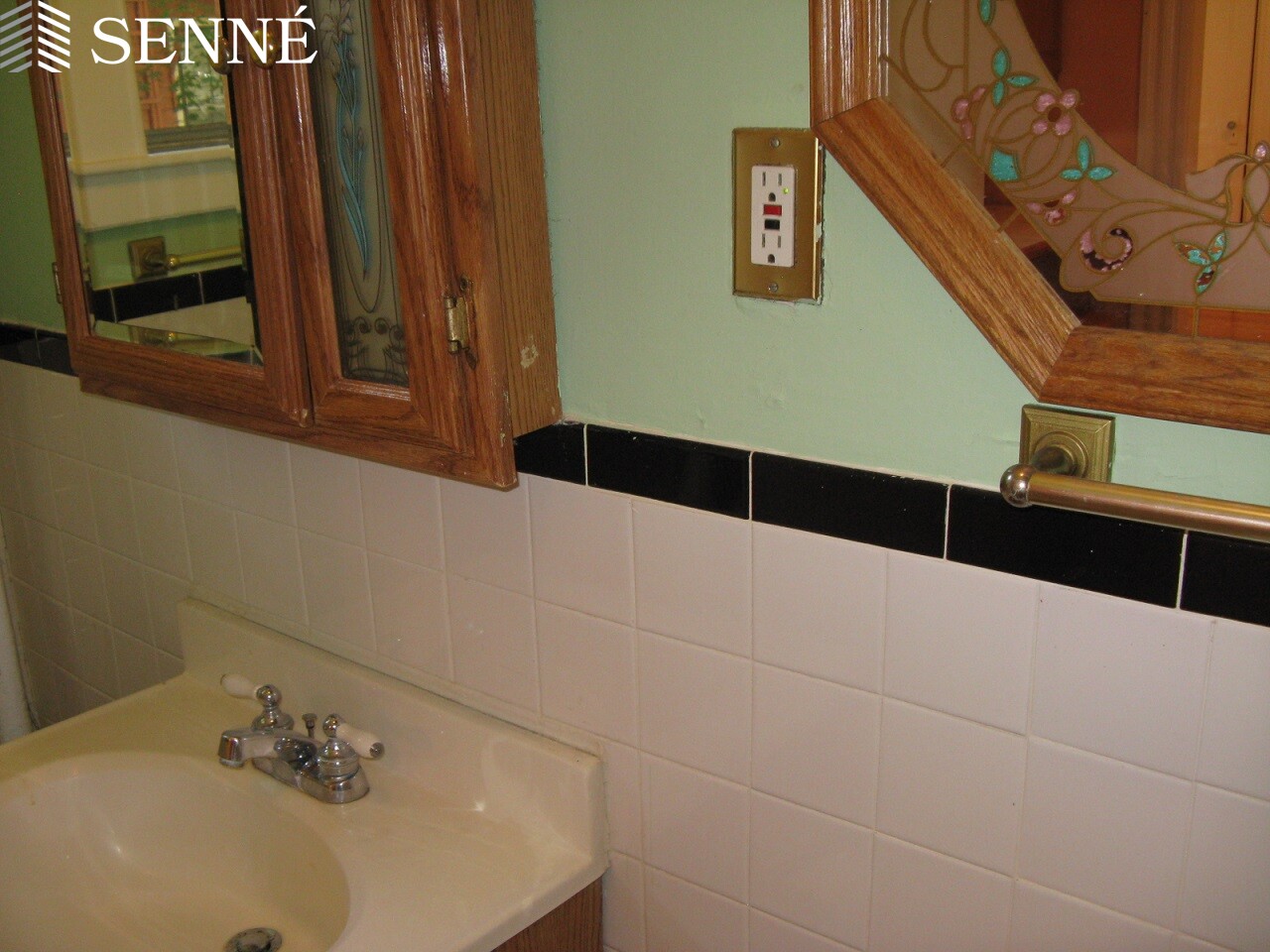 2 bed, 2 bath apartment for rent at 31 Sacramento St Unit 2, Harvard Square — photo 2 of 8