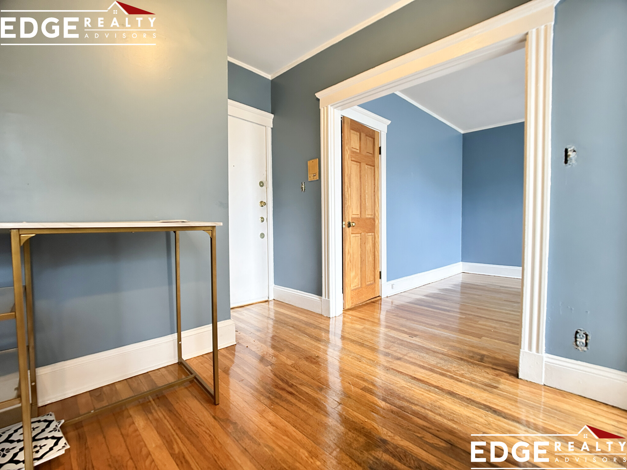 Studio bed, 1 bath apartment for rent at 30 Jamaicaway Unit 11, Jamaica Plain — photo 3 of 4